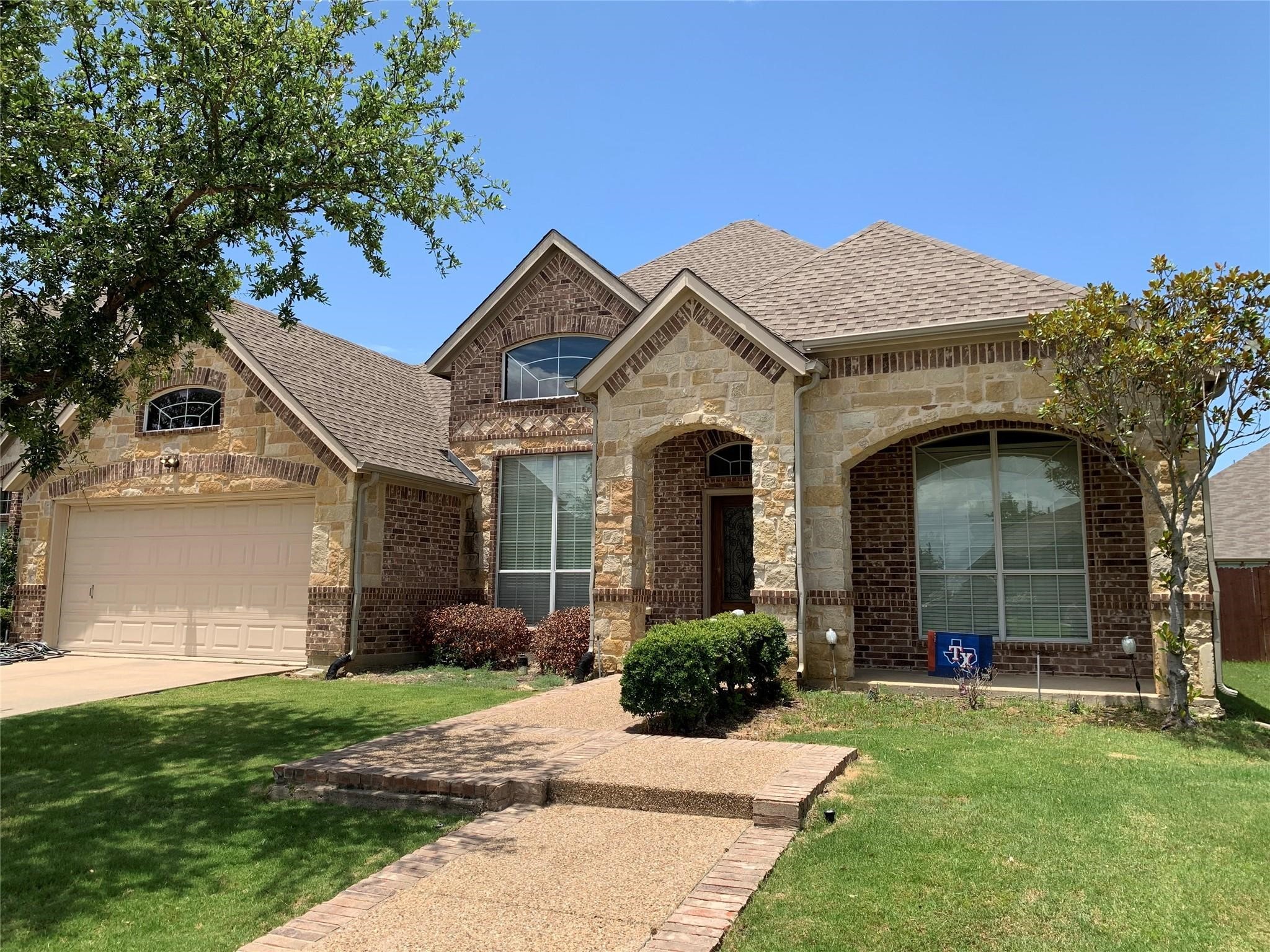 2621 Cedar Falls Drive