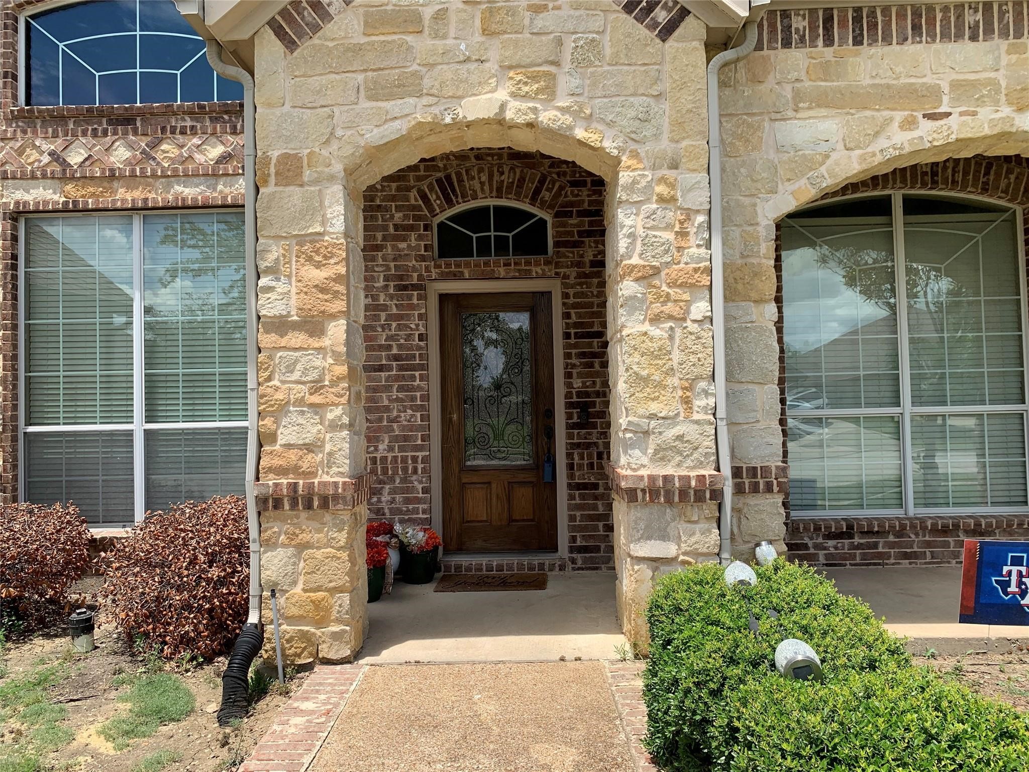 2621 Cedar Falls Drive