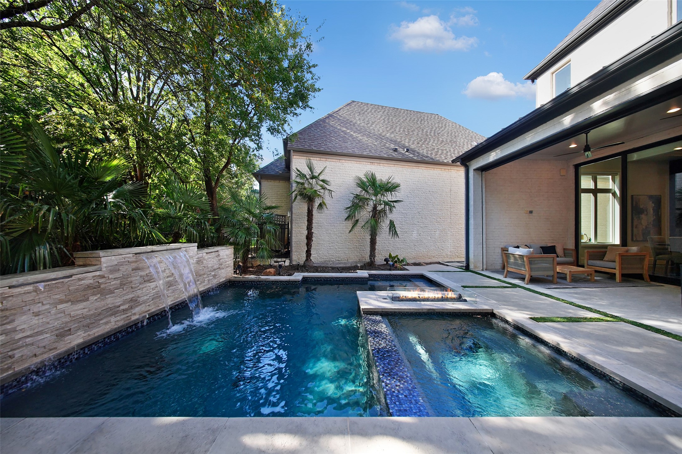 32 Devonstone Place