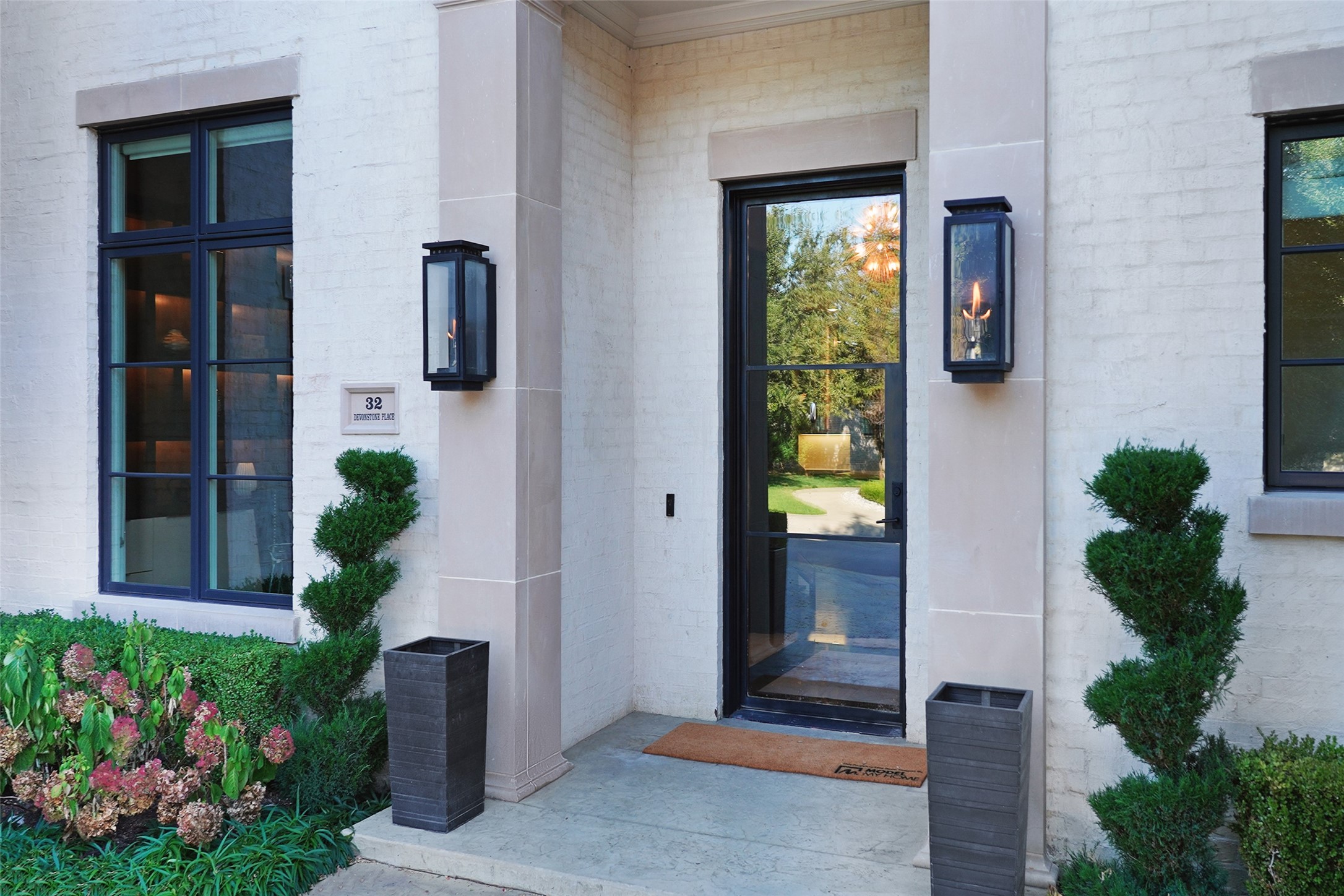 32 Devonstone Place