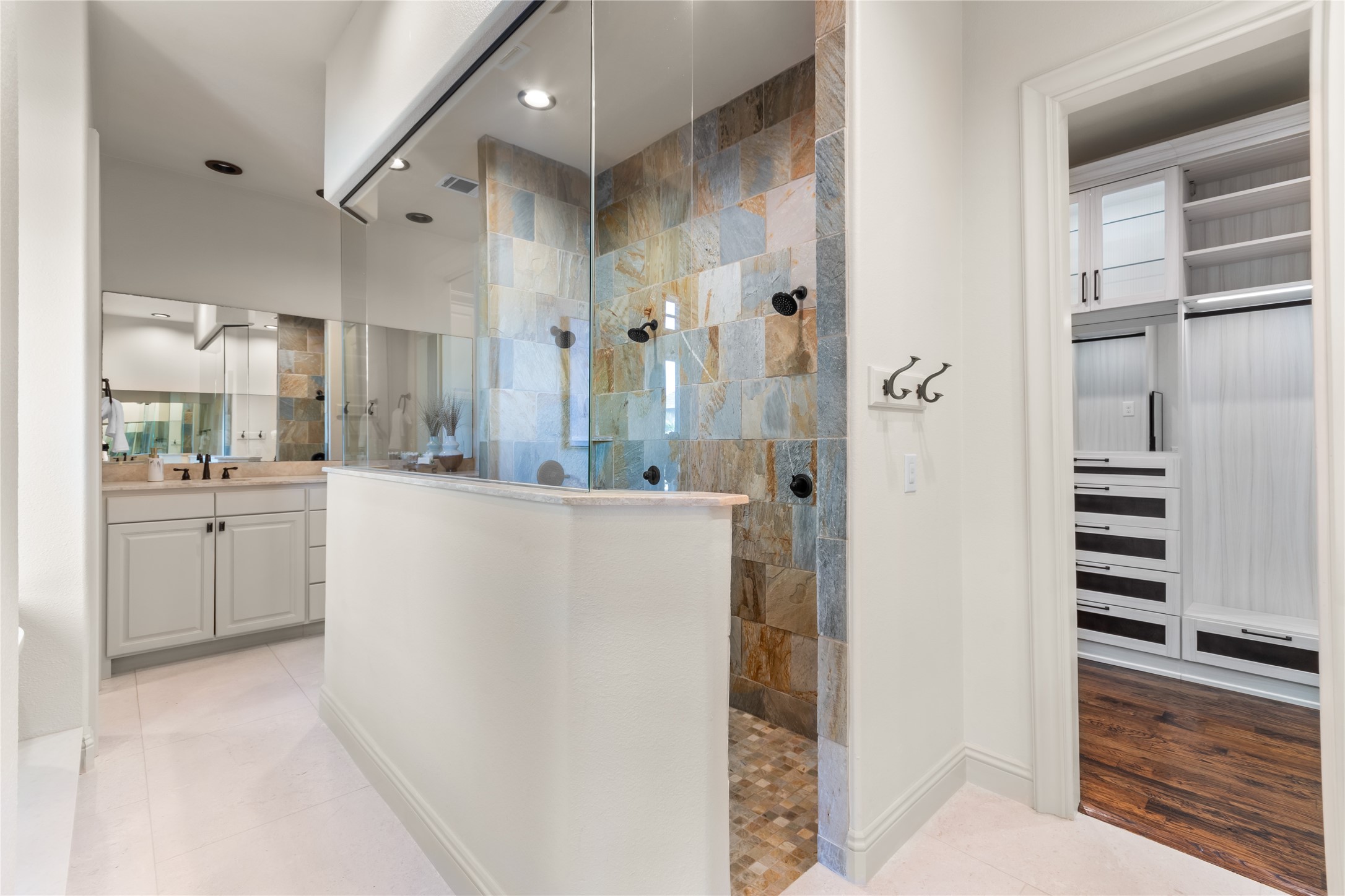6905 Stony Oak Court