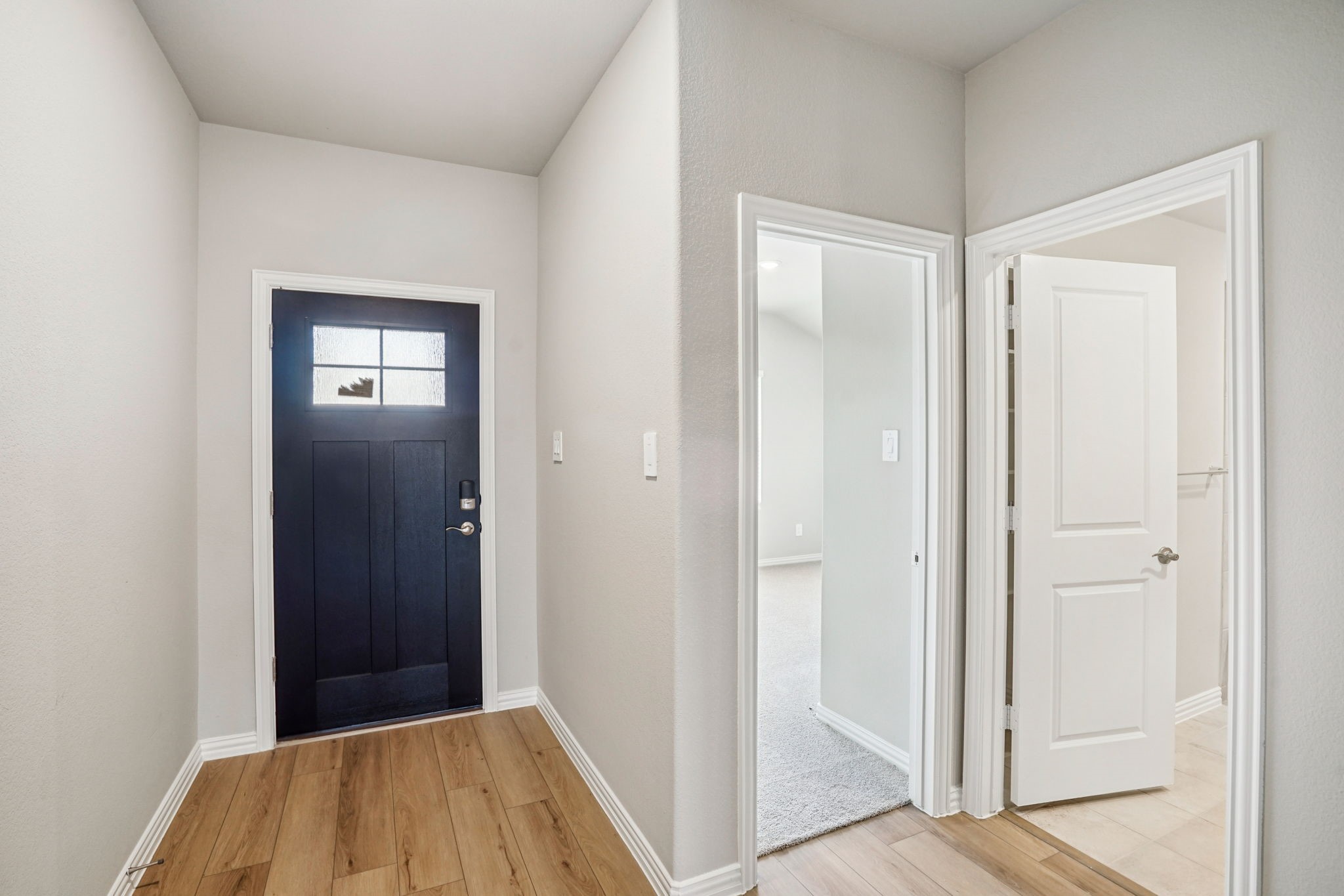 809 London Town Lane