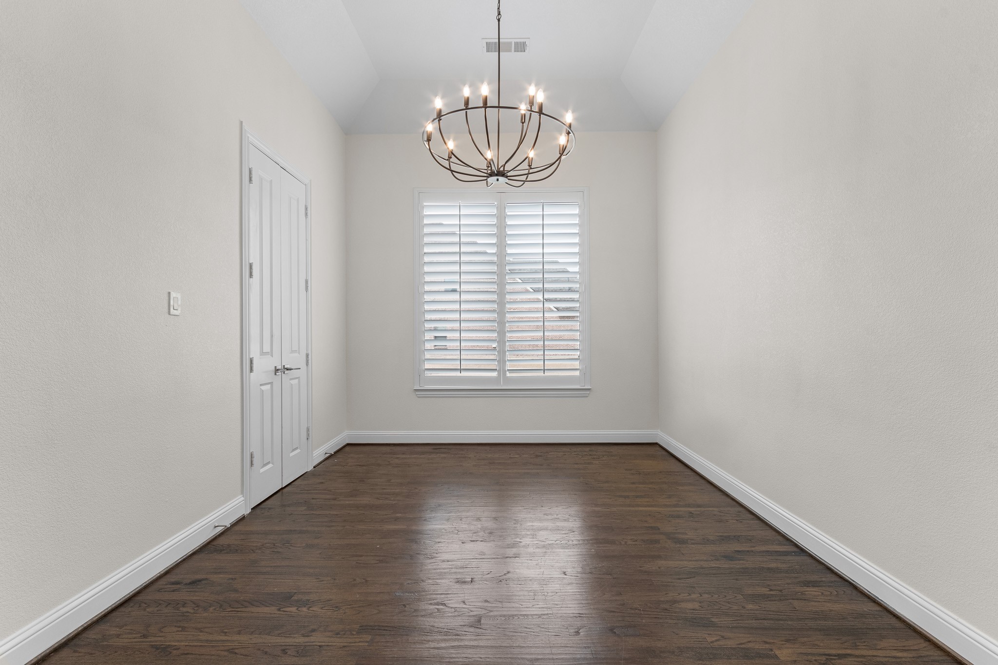 4571 Acacia Parkway
