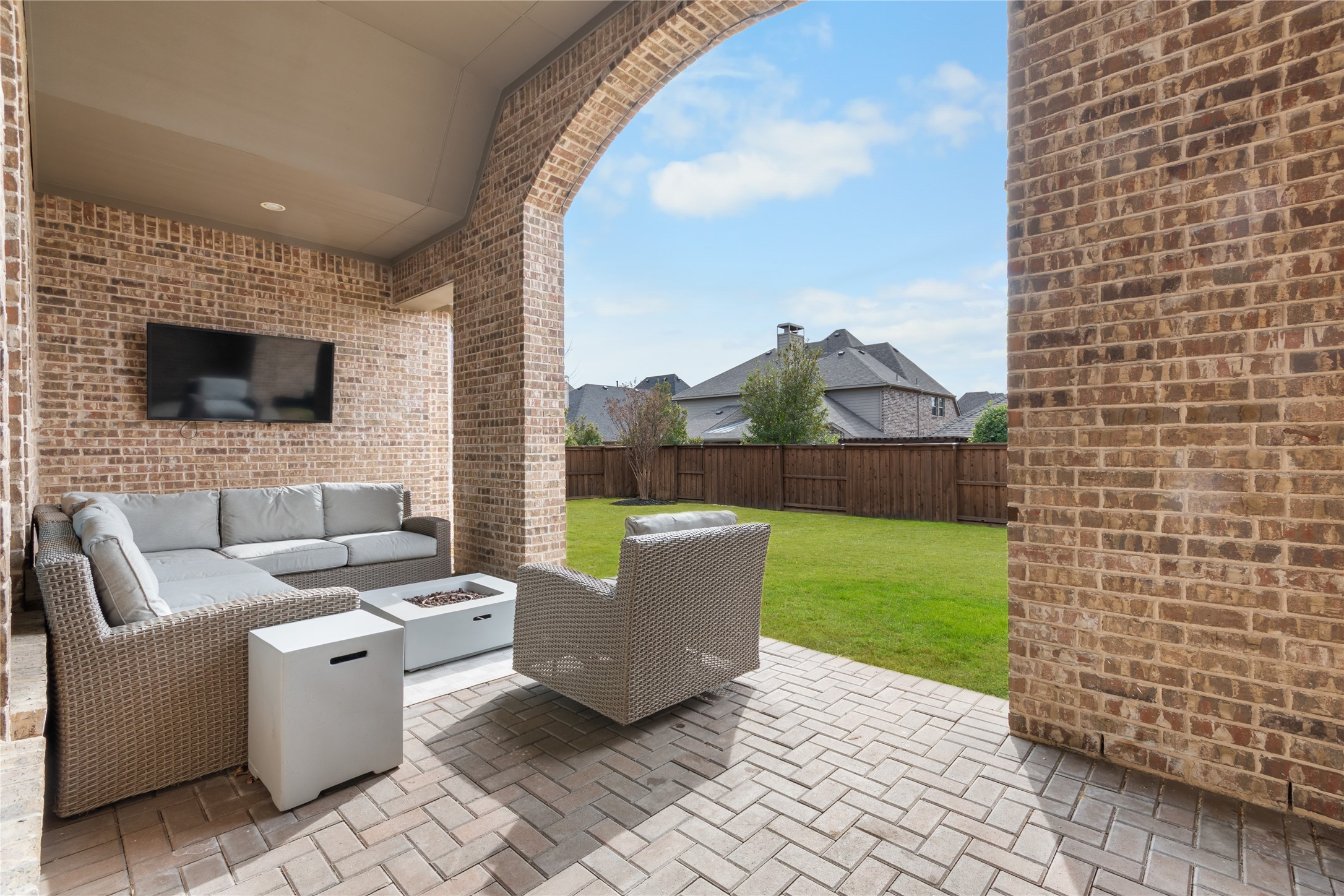 4571 Acacia Parkway