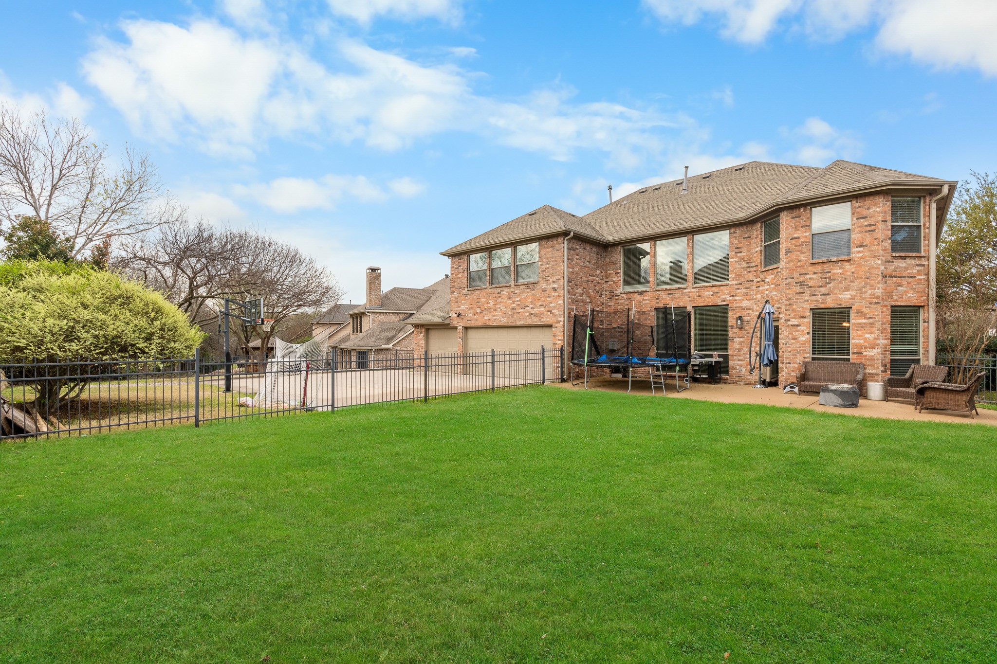 216 Orchard Park Court
