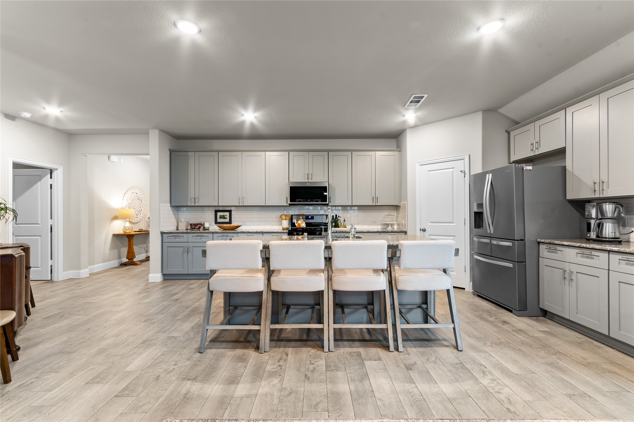 3820 Horseshoe Trail
