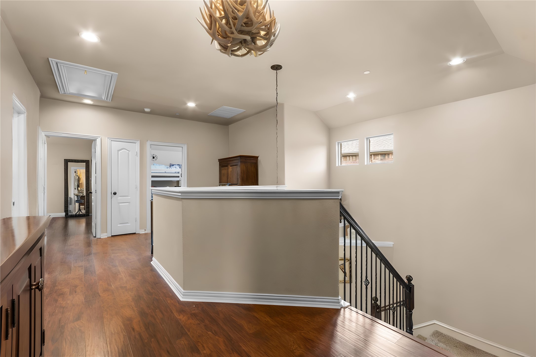 1851 Valencia Drive