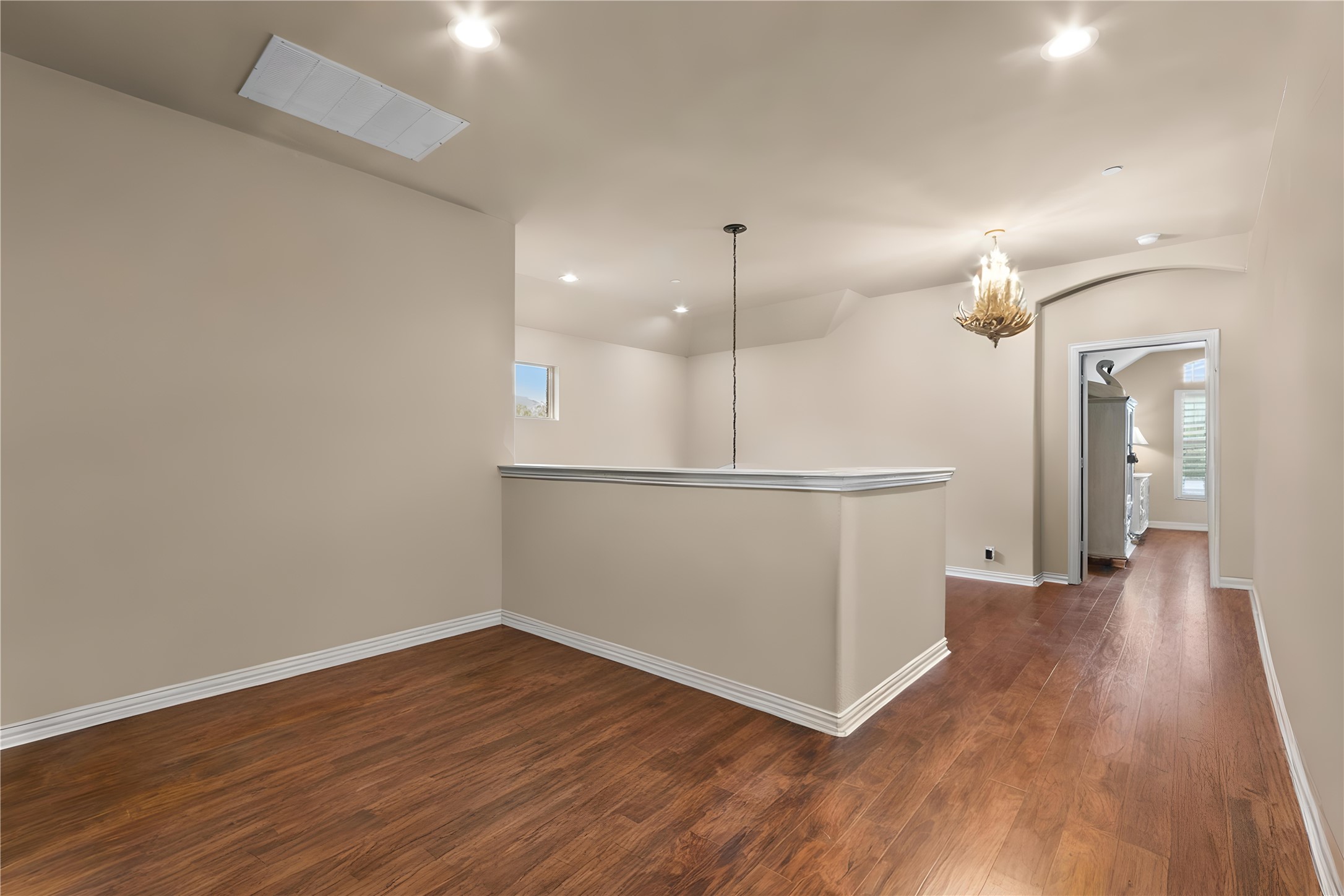 1851 Valencia Drive
