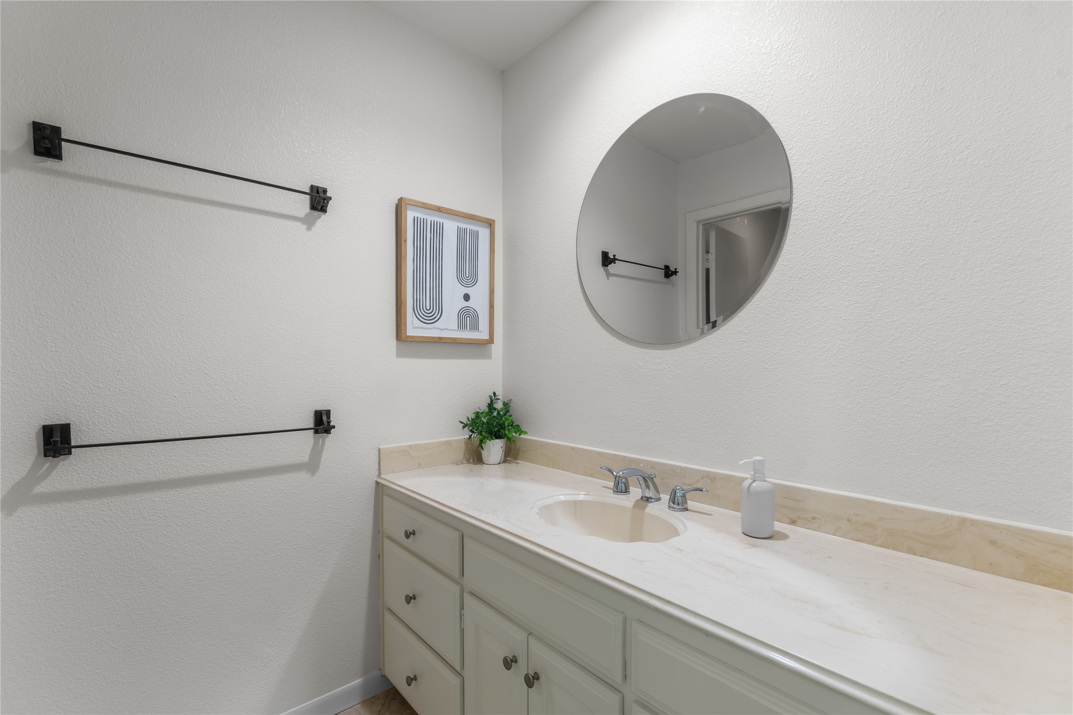 5739 Brushy Creek Trail