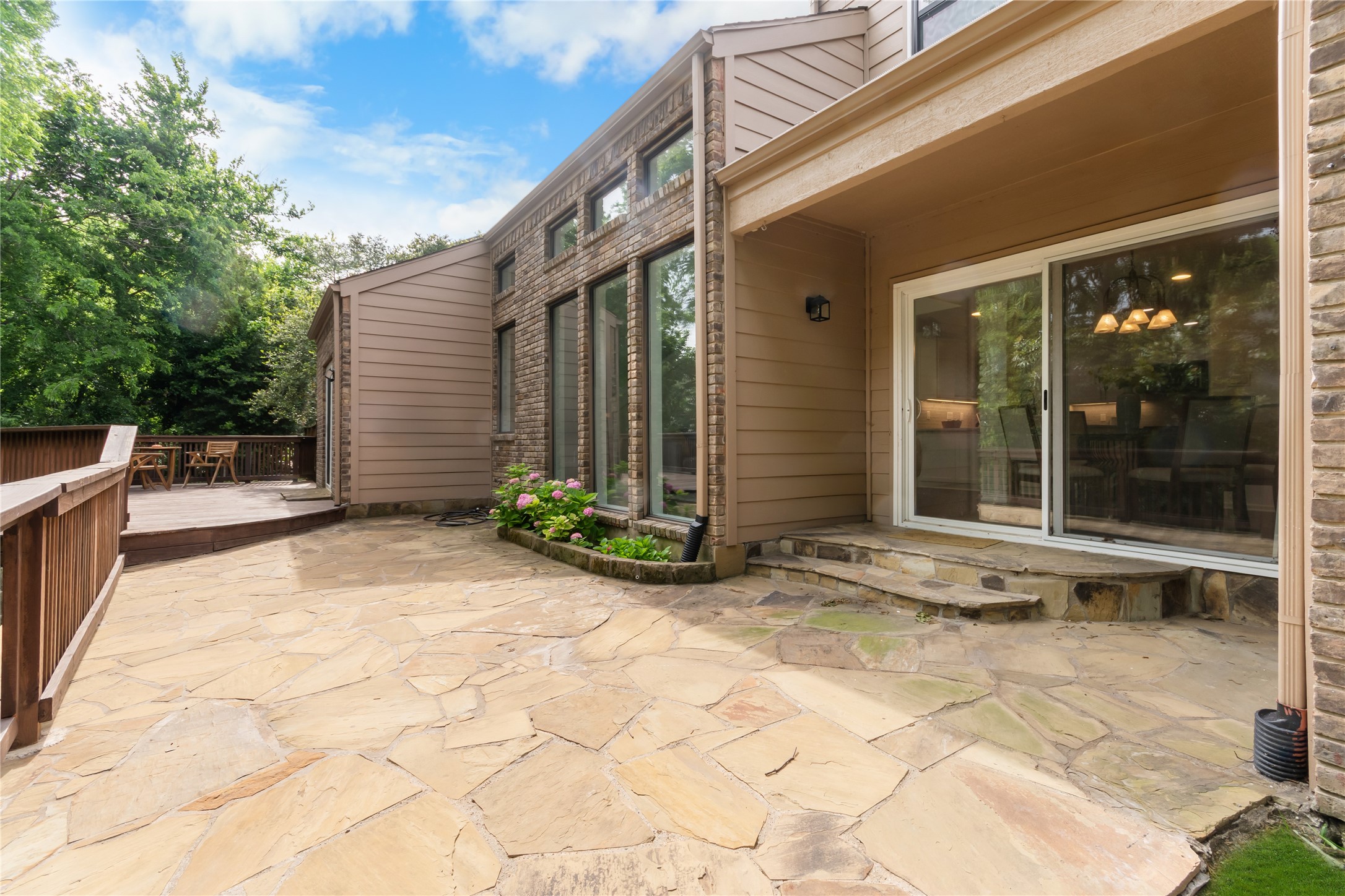 5739 Brushy Creek Trail