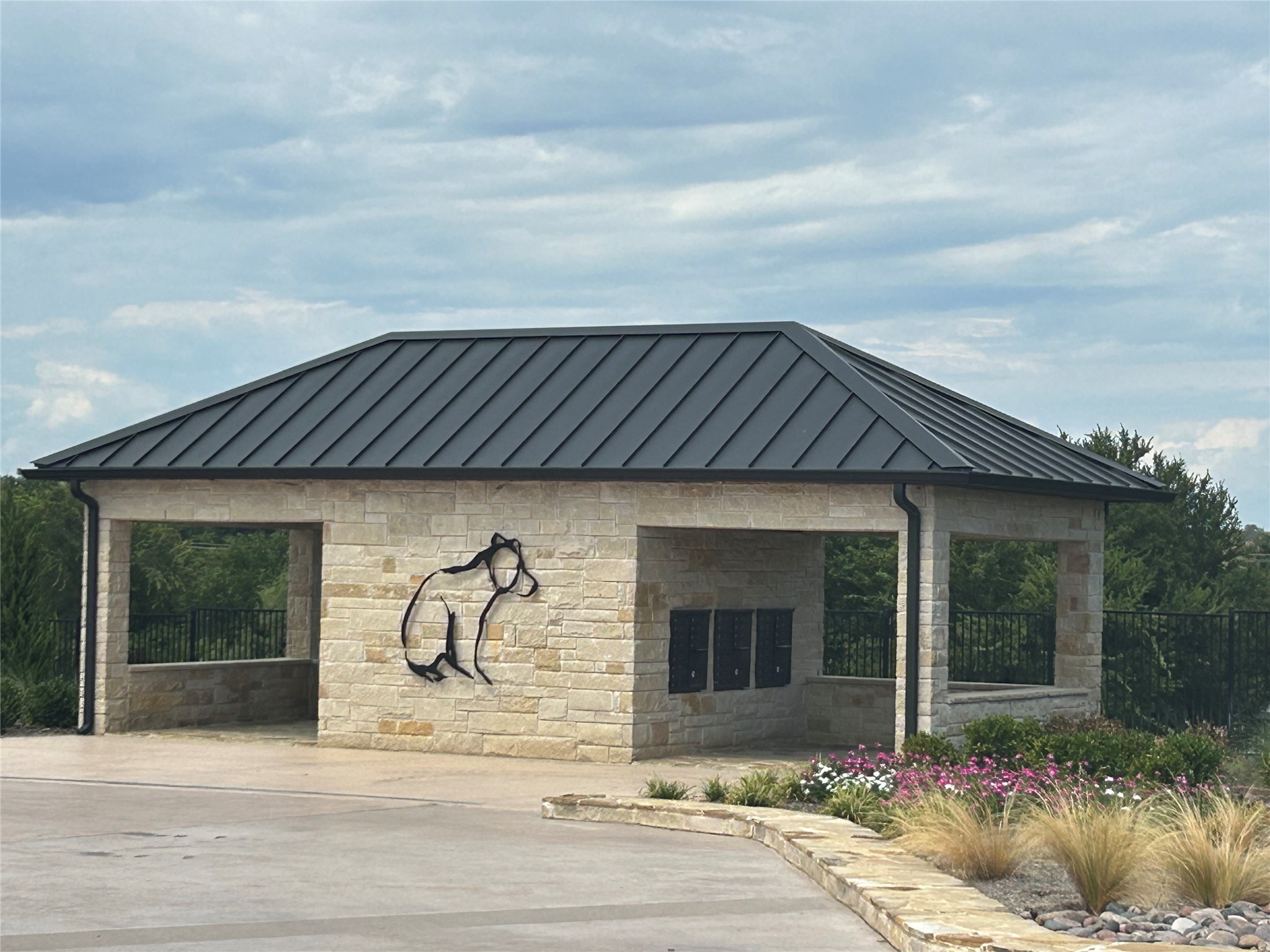 2036 Hidden Bluff Drive