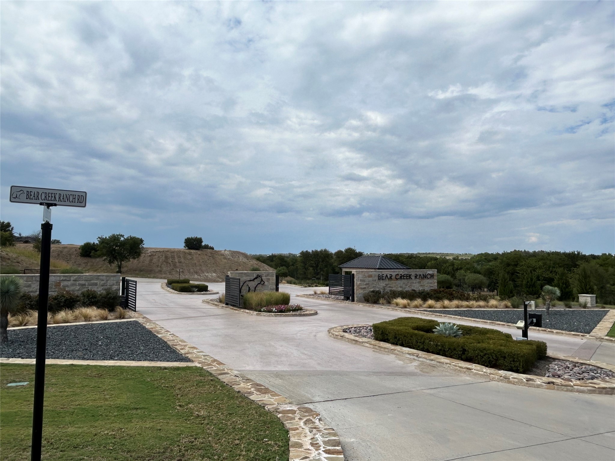 2036 Hidden Bluff Drive