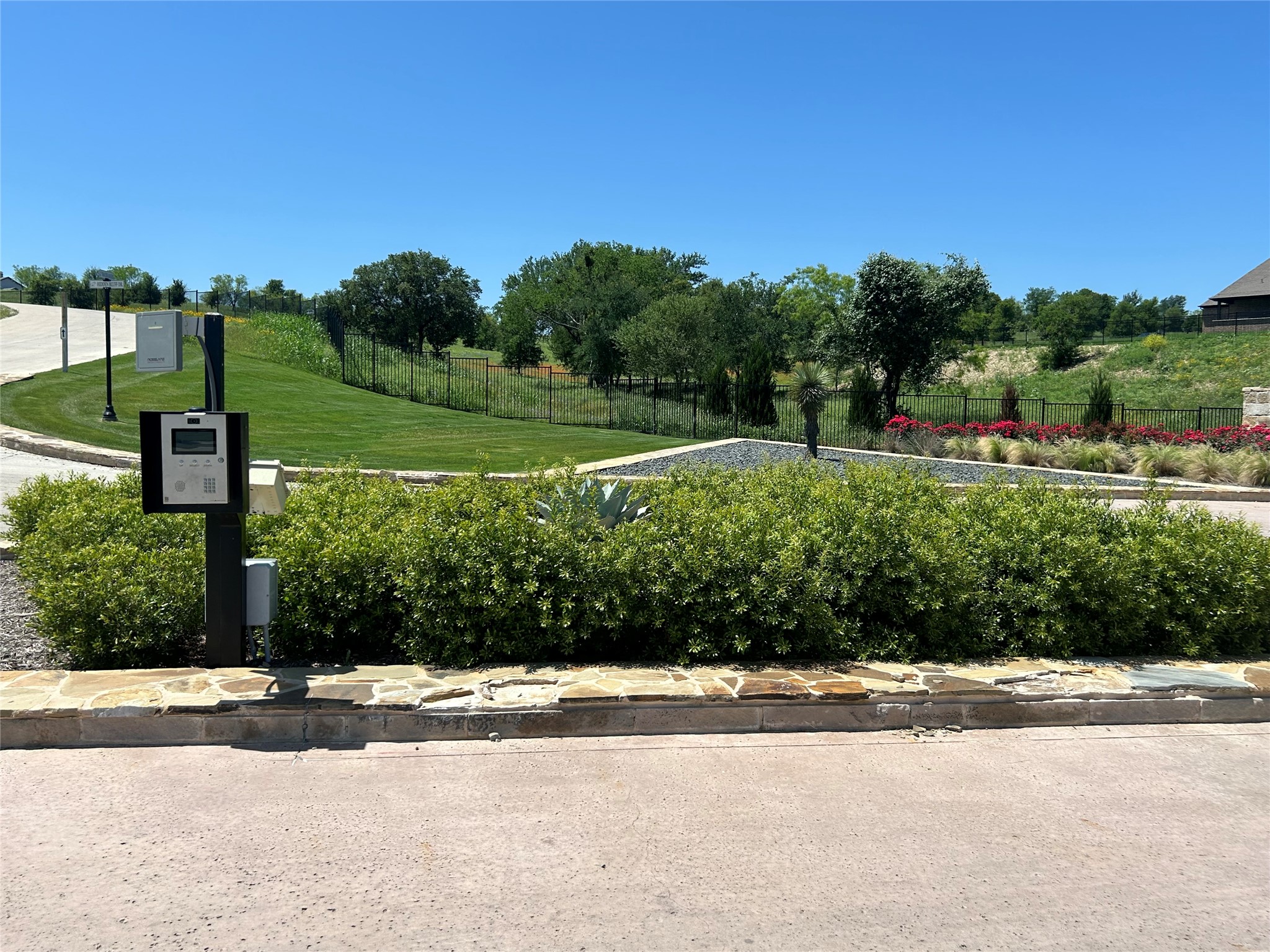 2036 Hidden Bluff Drive