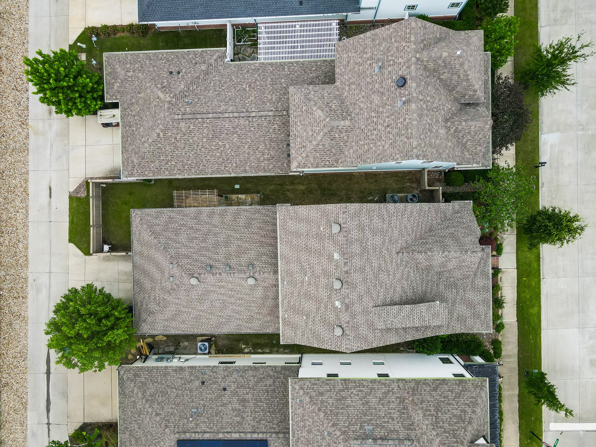 2205 Tremont Boulevard