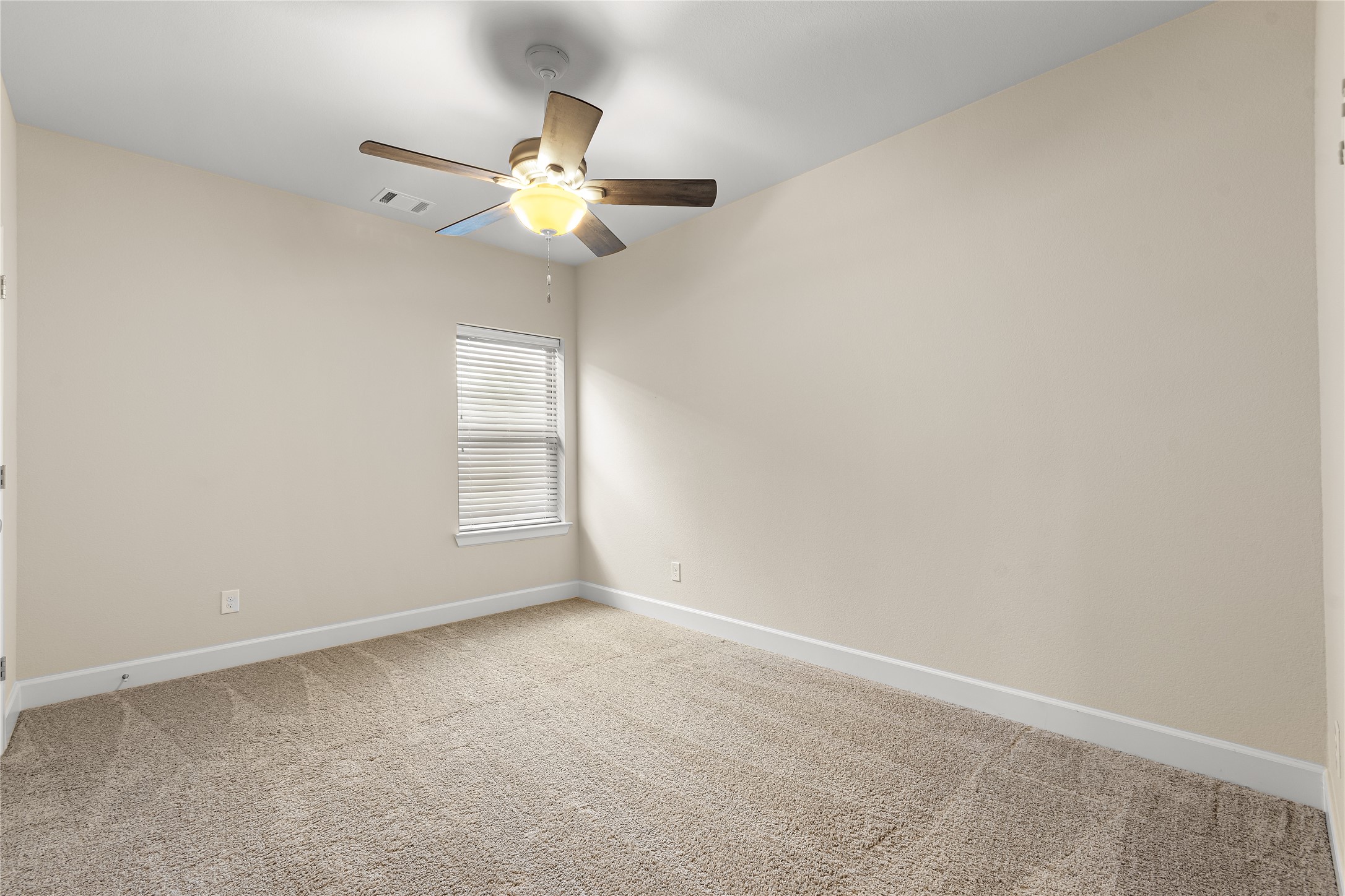 2205 Tremont Boulevard