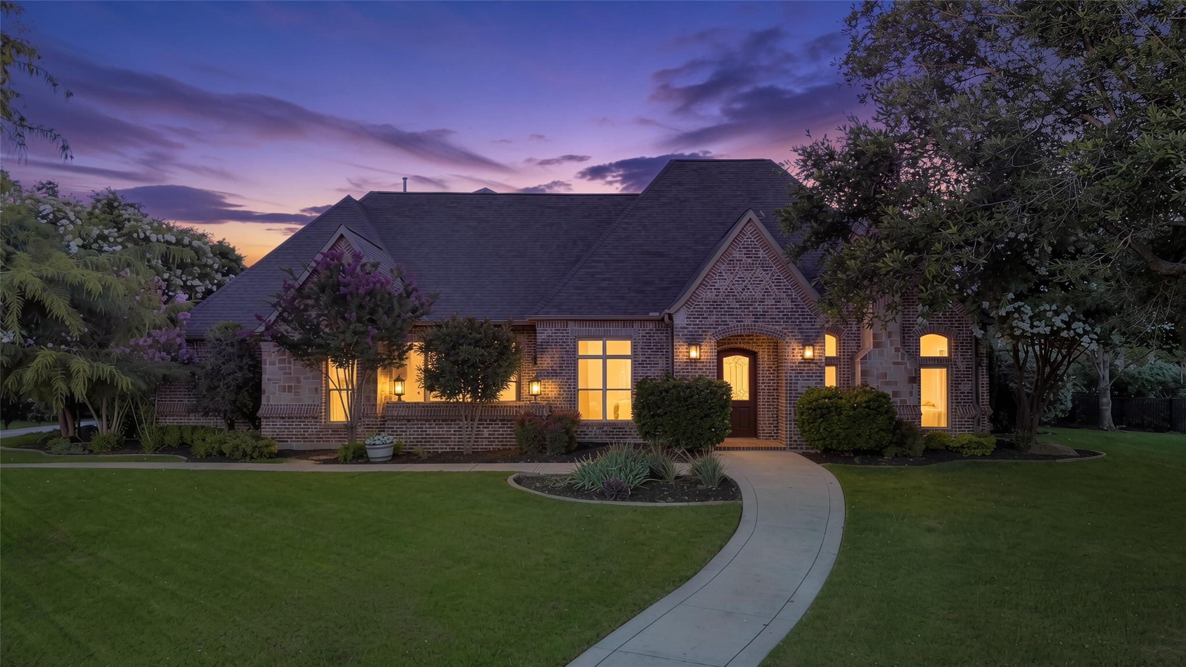 5420 Oak Bend Trail