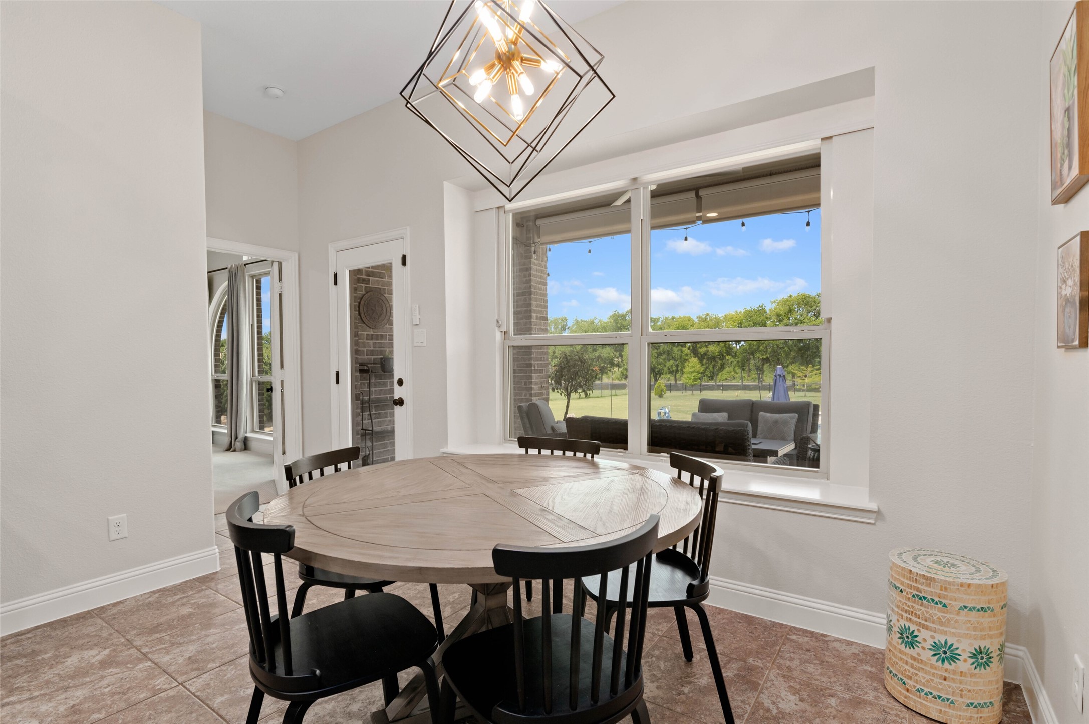 5044 Dogwood Drive