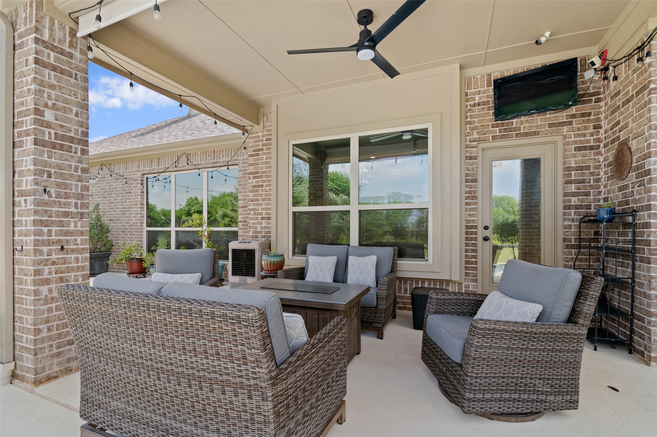 5044 Dogwood Drive