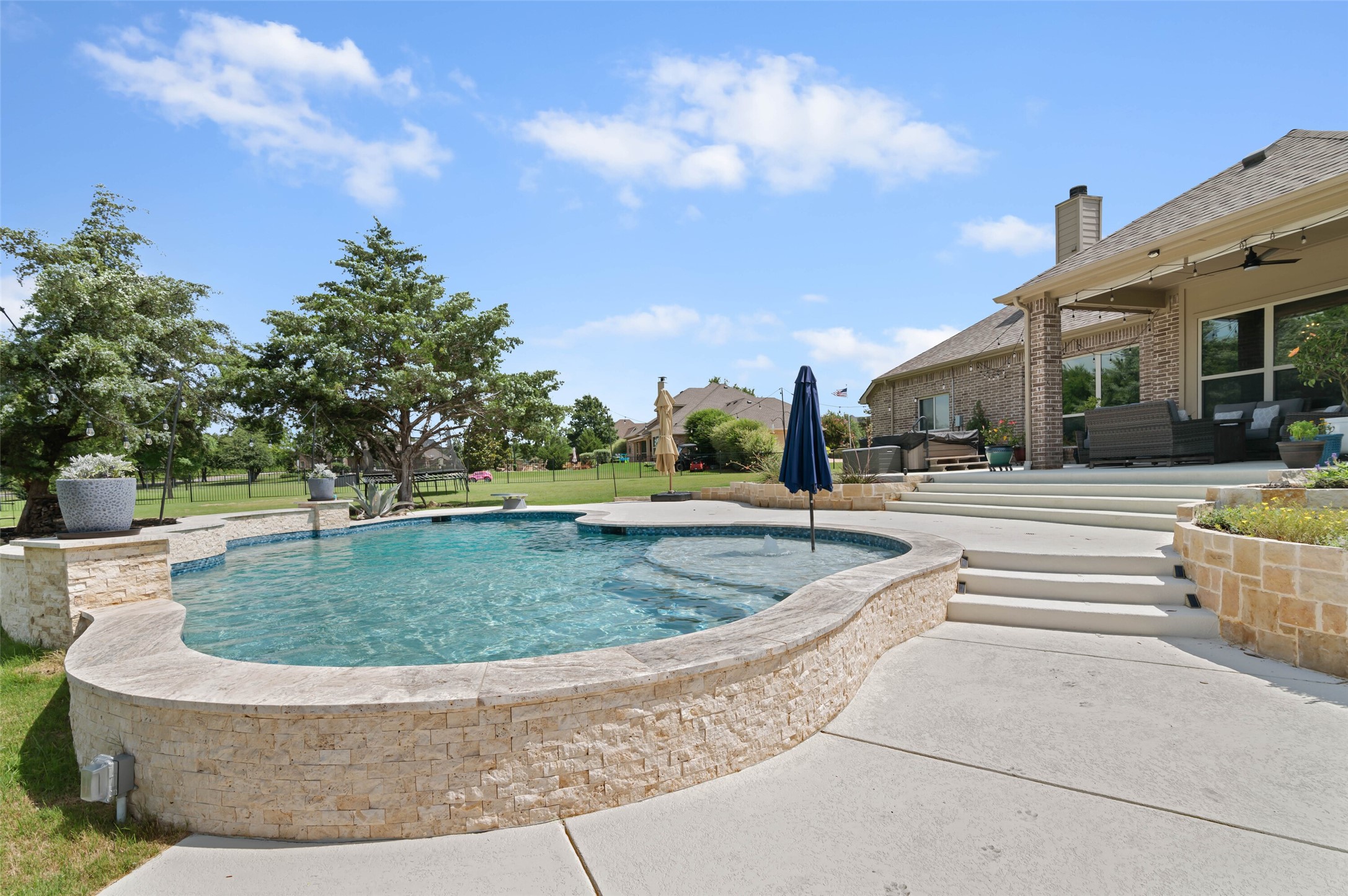 5044 Dogwood Drive