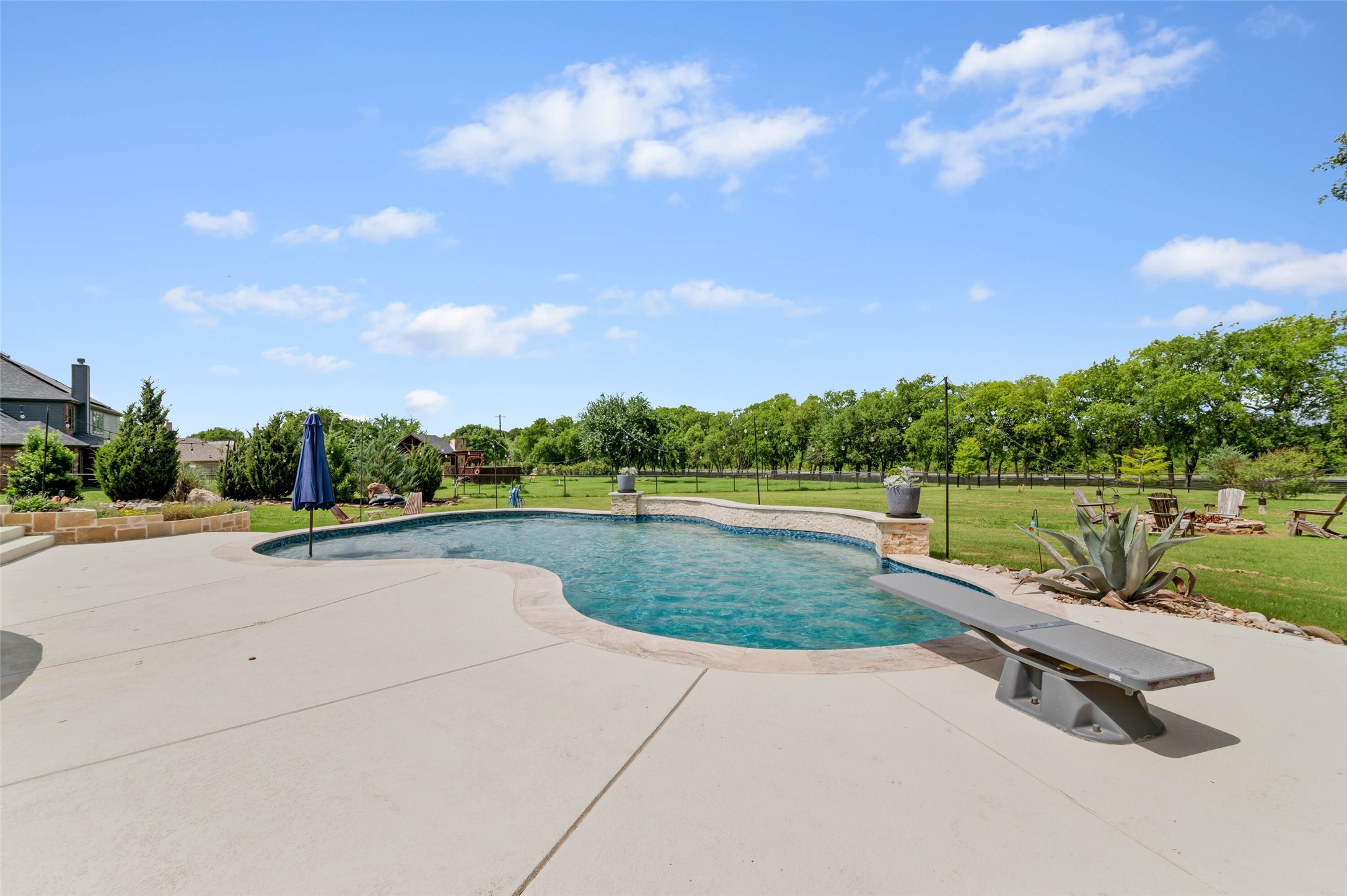 5044 Dogwood Drive