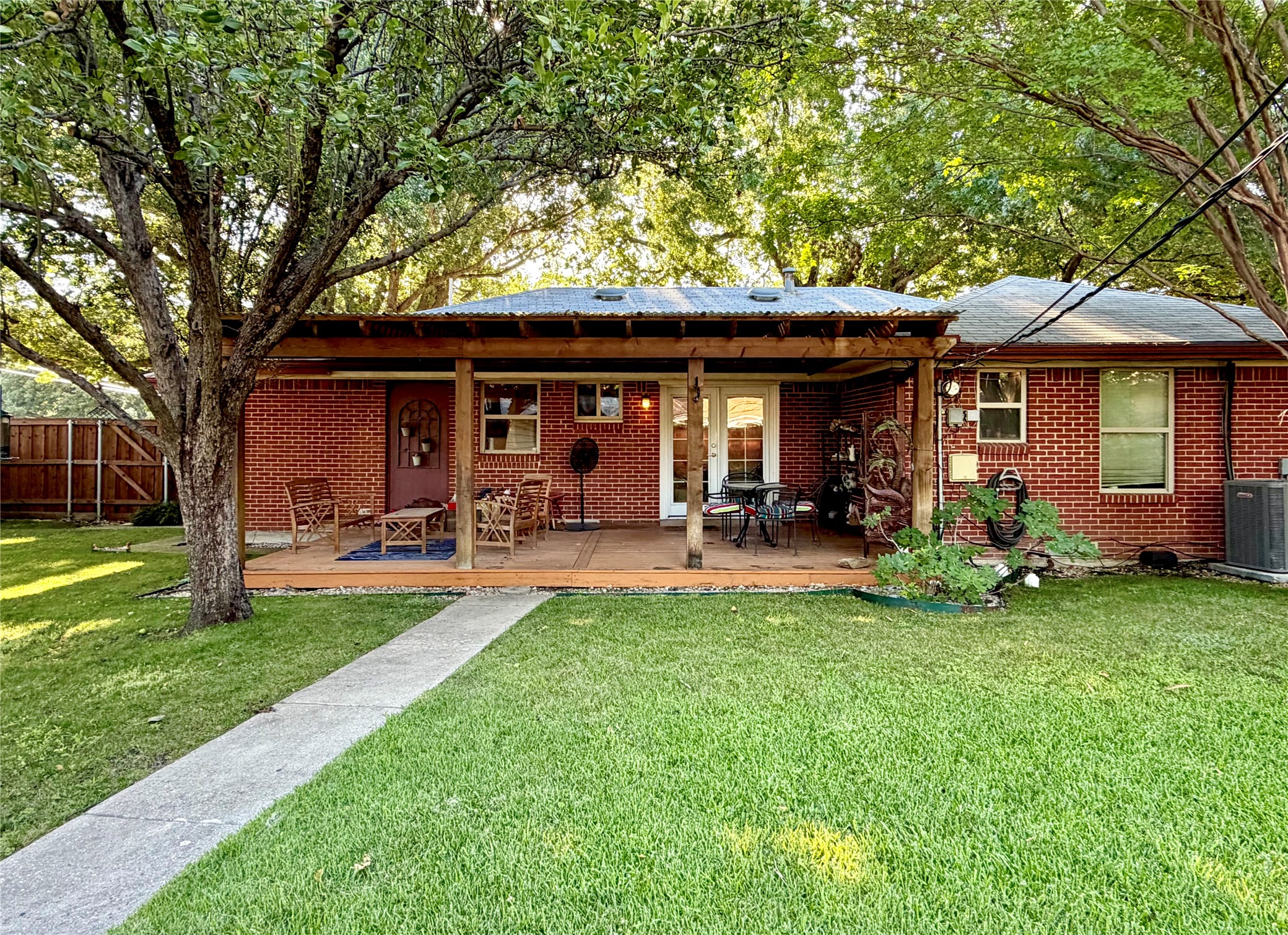 1717 O Place