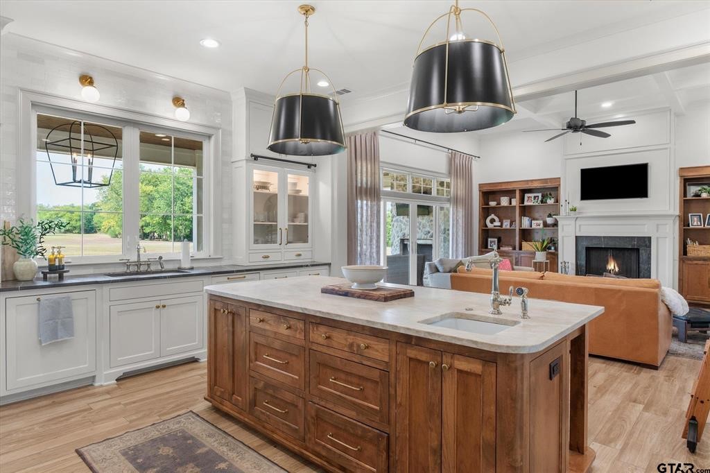 717 VZ County Road 1803