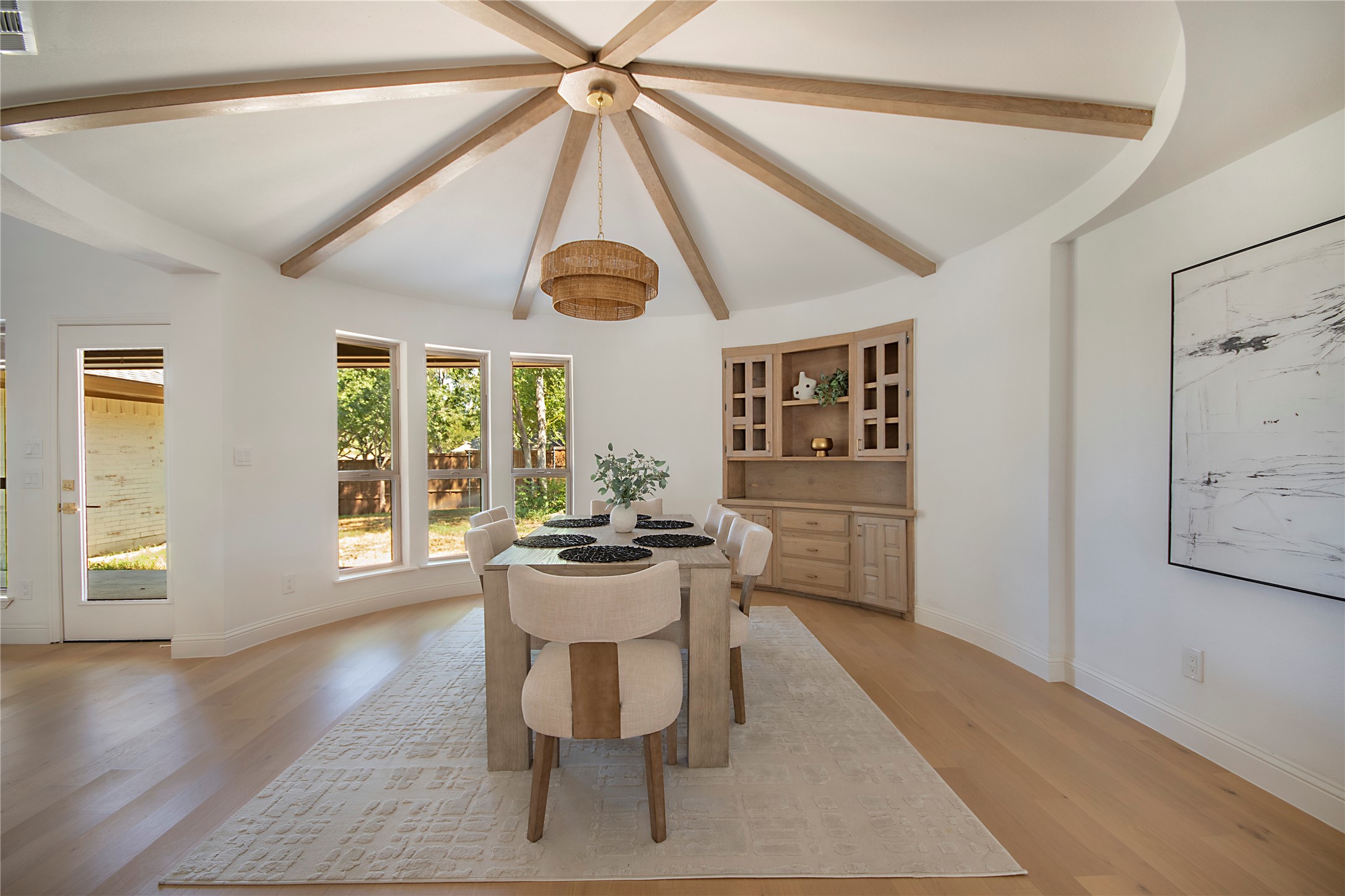 3703 Windmill Lane