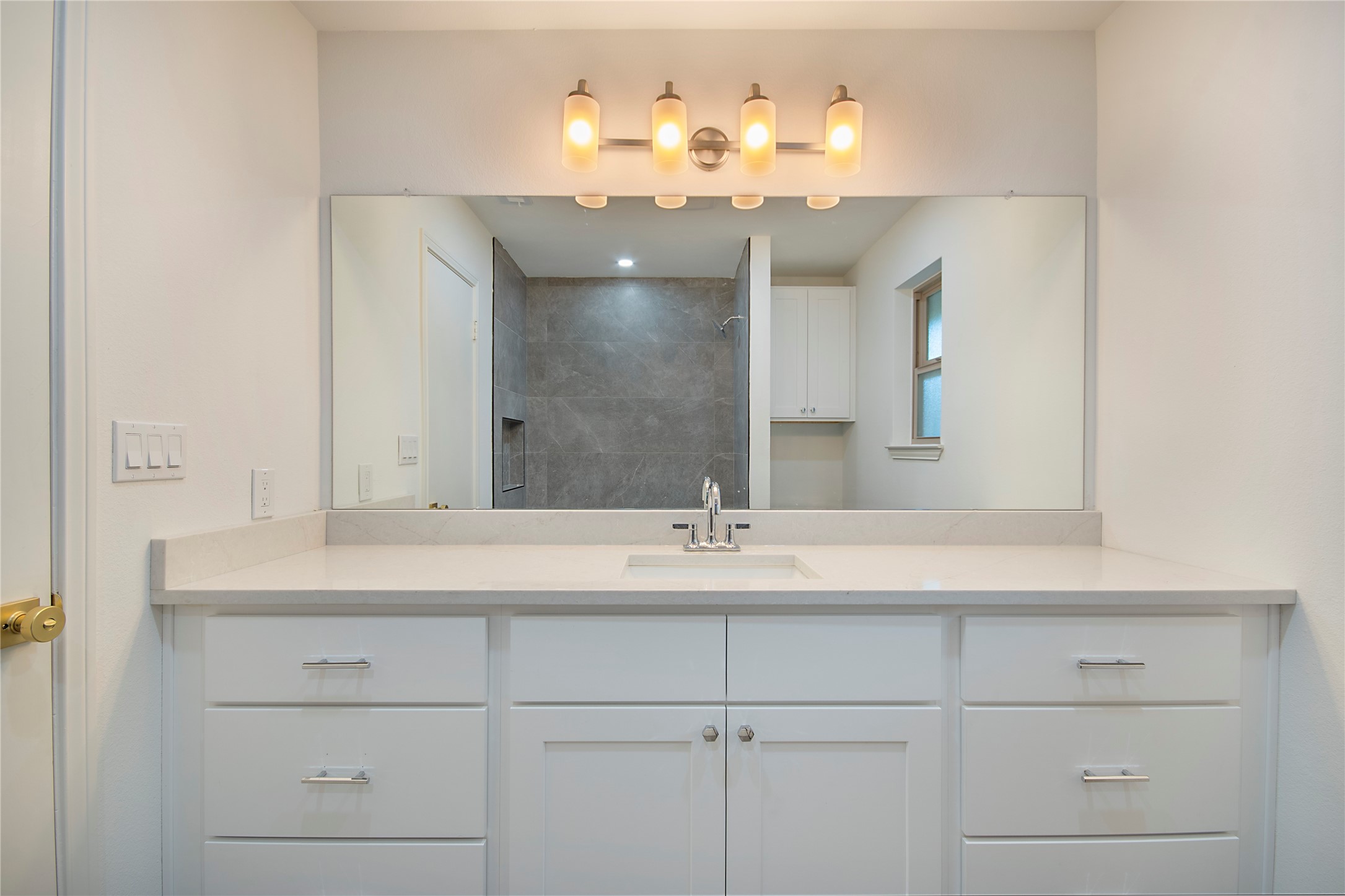 3703 Windmill Lane