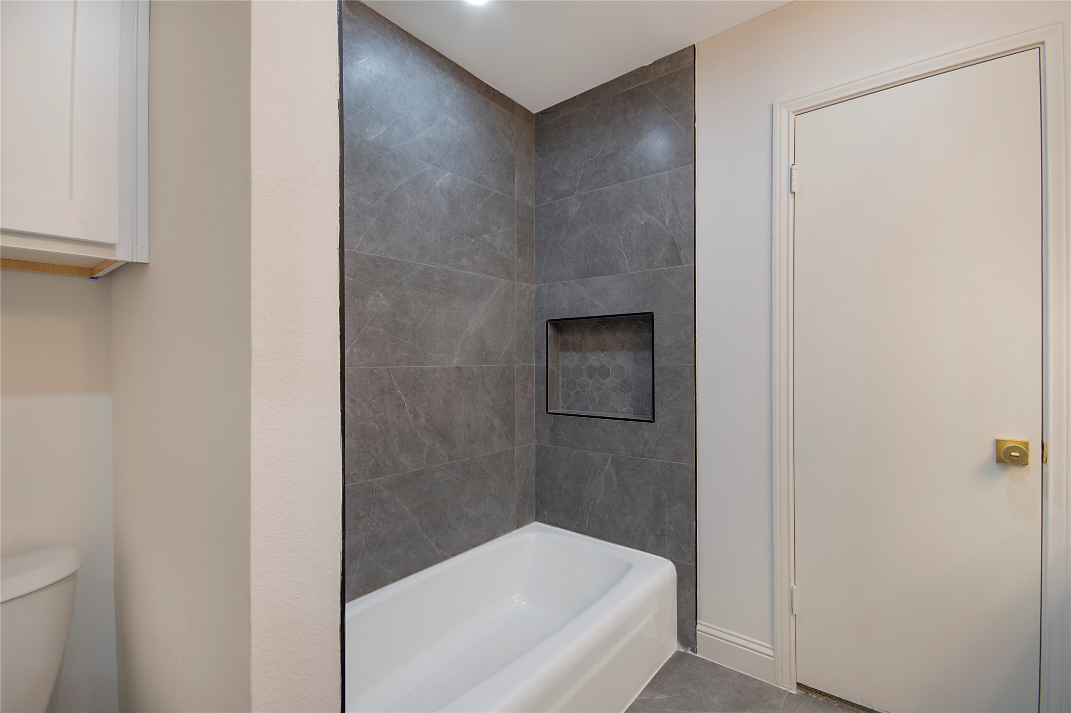 3703 Windmill Lane