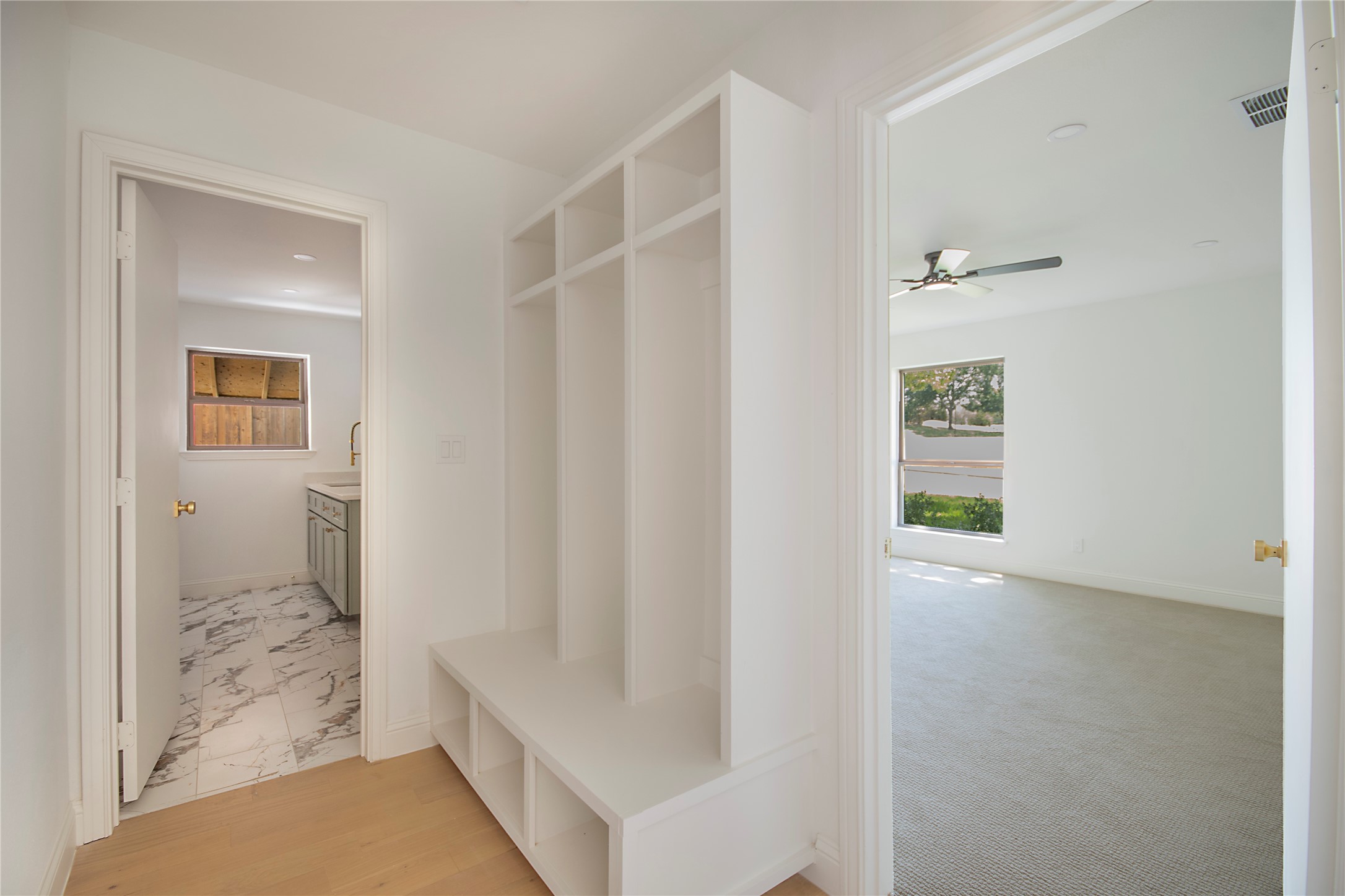 3703 Windmill Lane