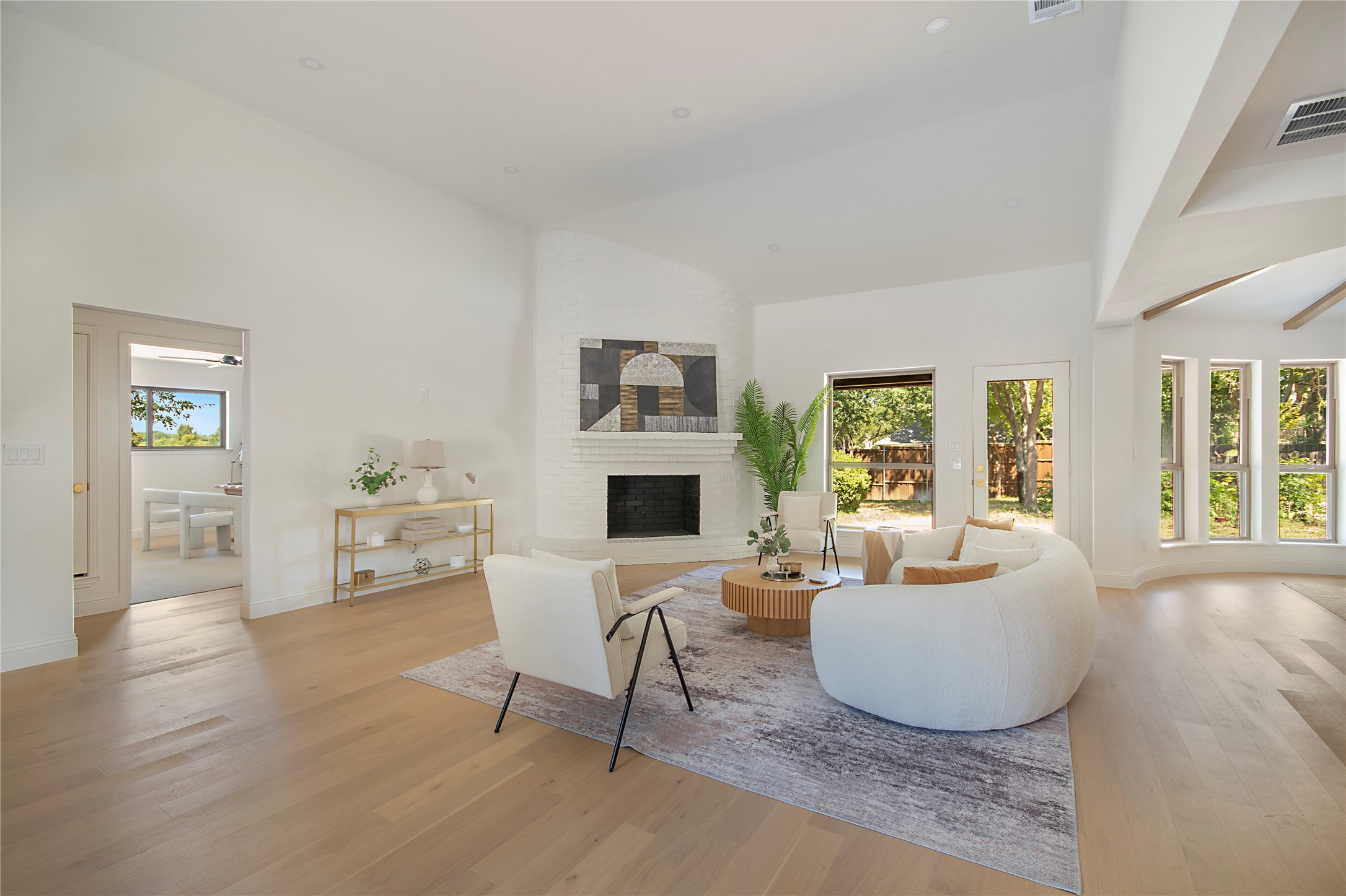 3703 Windmill Lane
