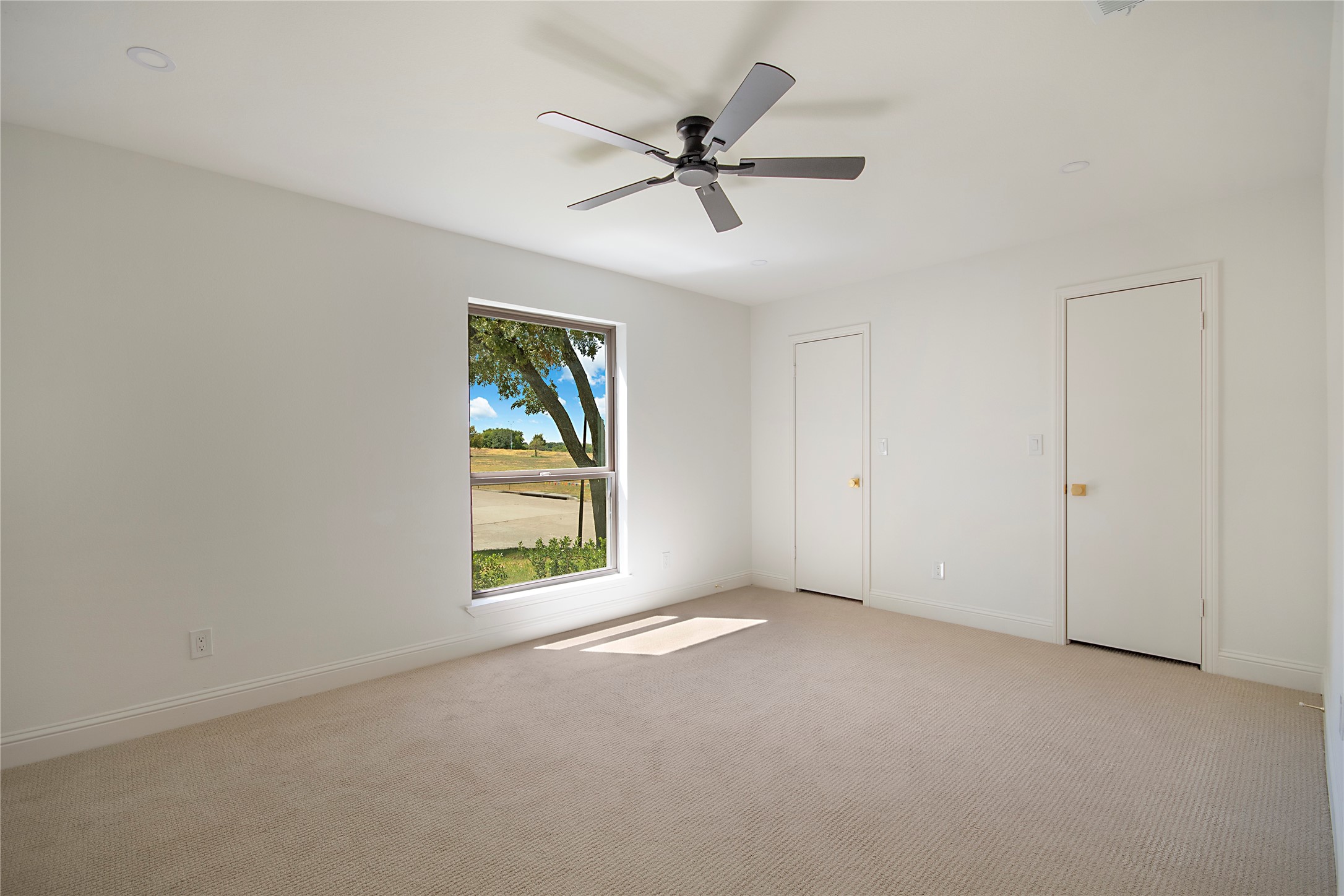3703 Windmill Lane