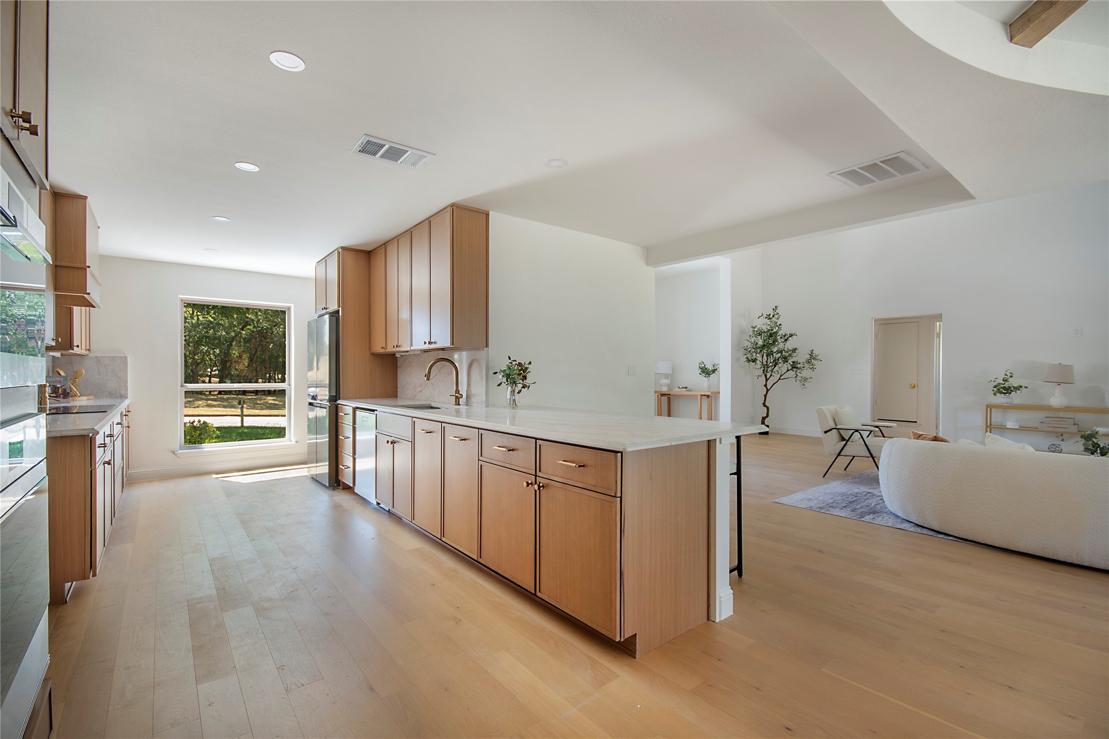 3703 Windmill Lane