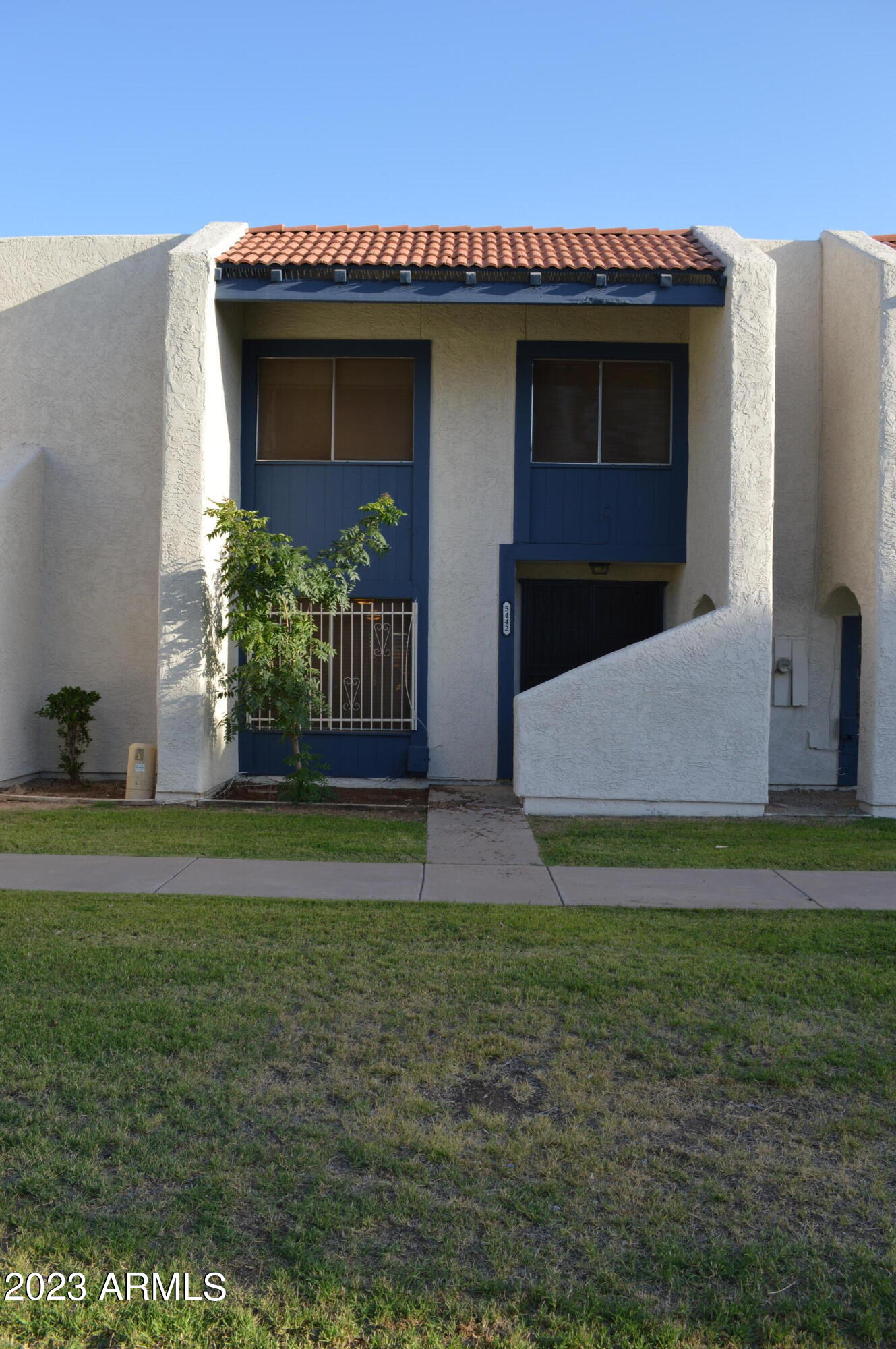 5442 W EL CAMINITO Drive