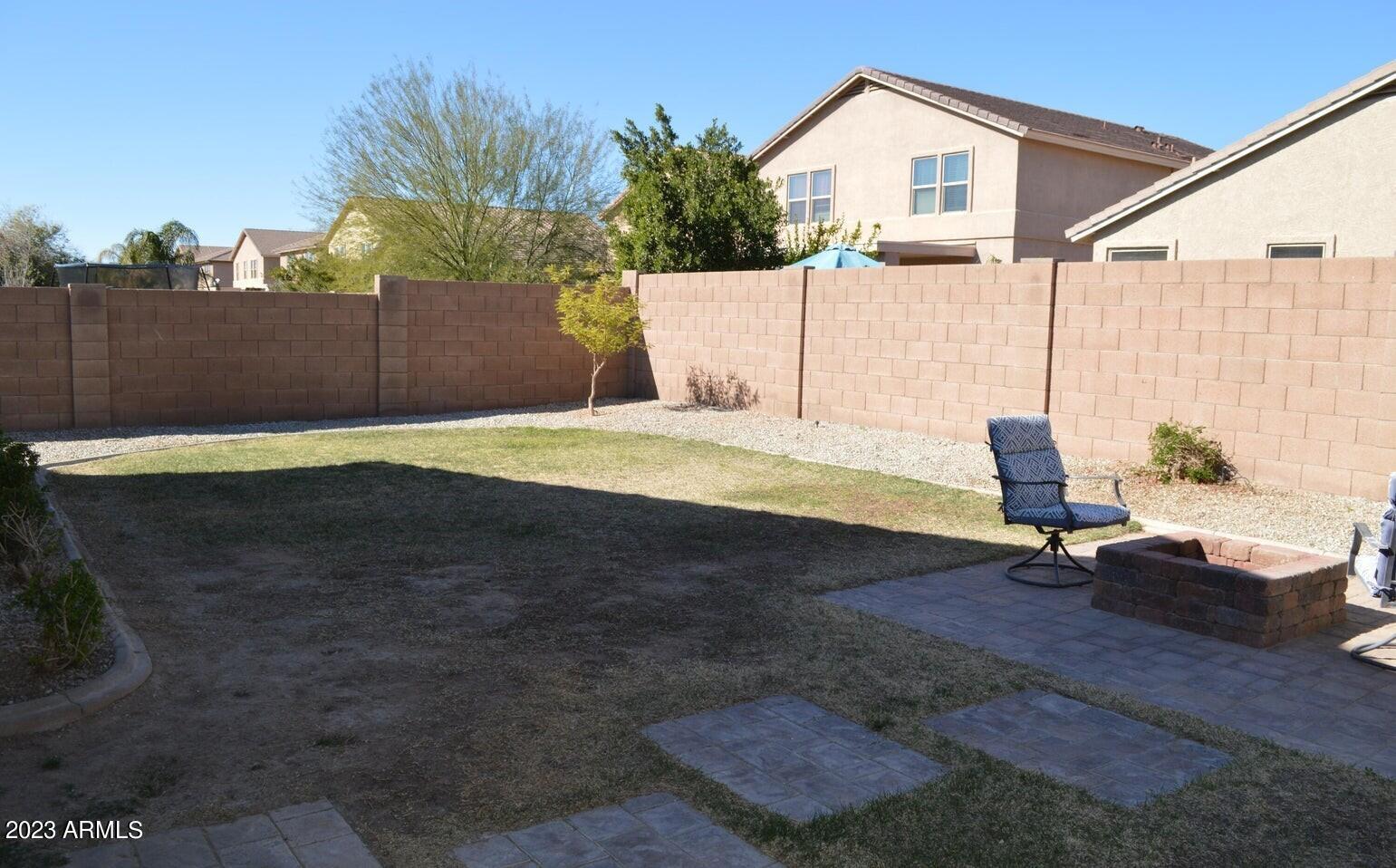7558 W SPUR Drive
