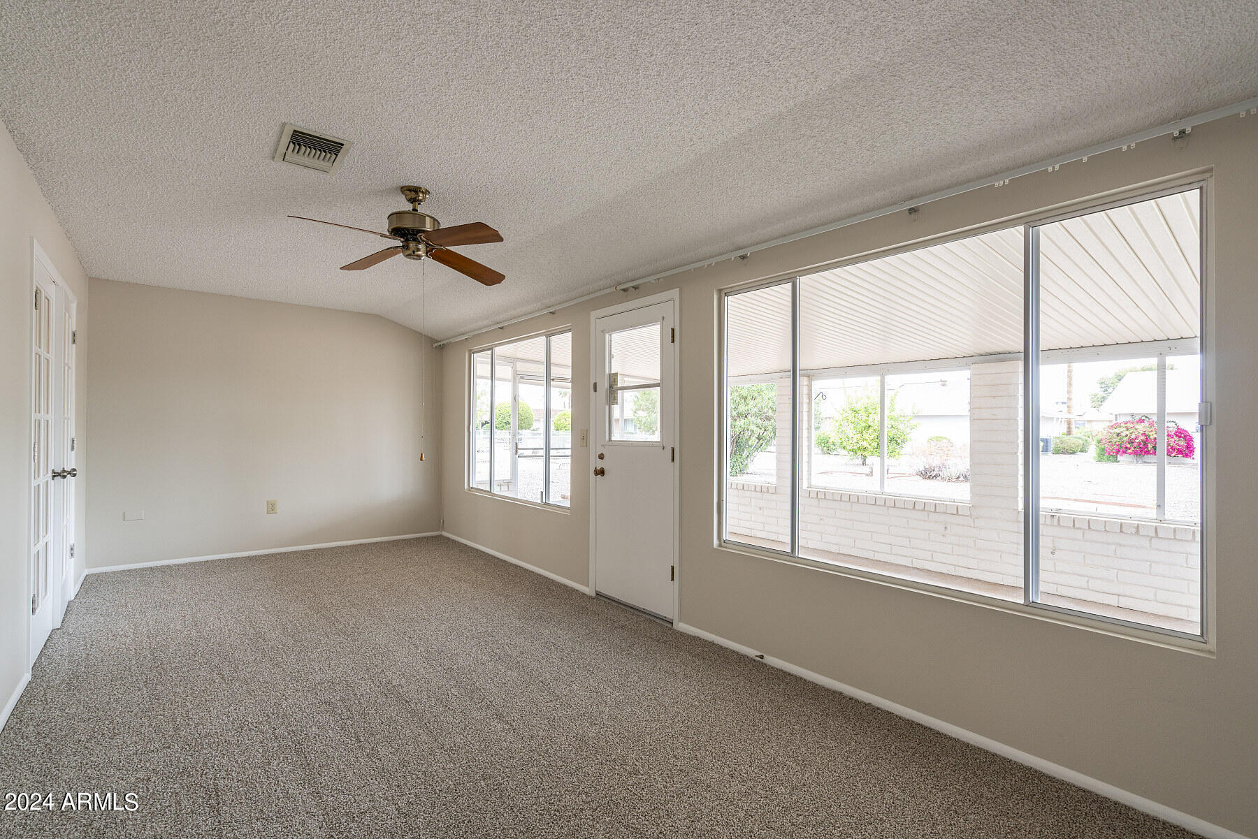 10234 W CHARTER OAK Drive