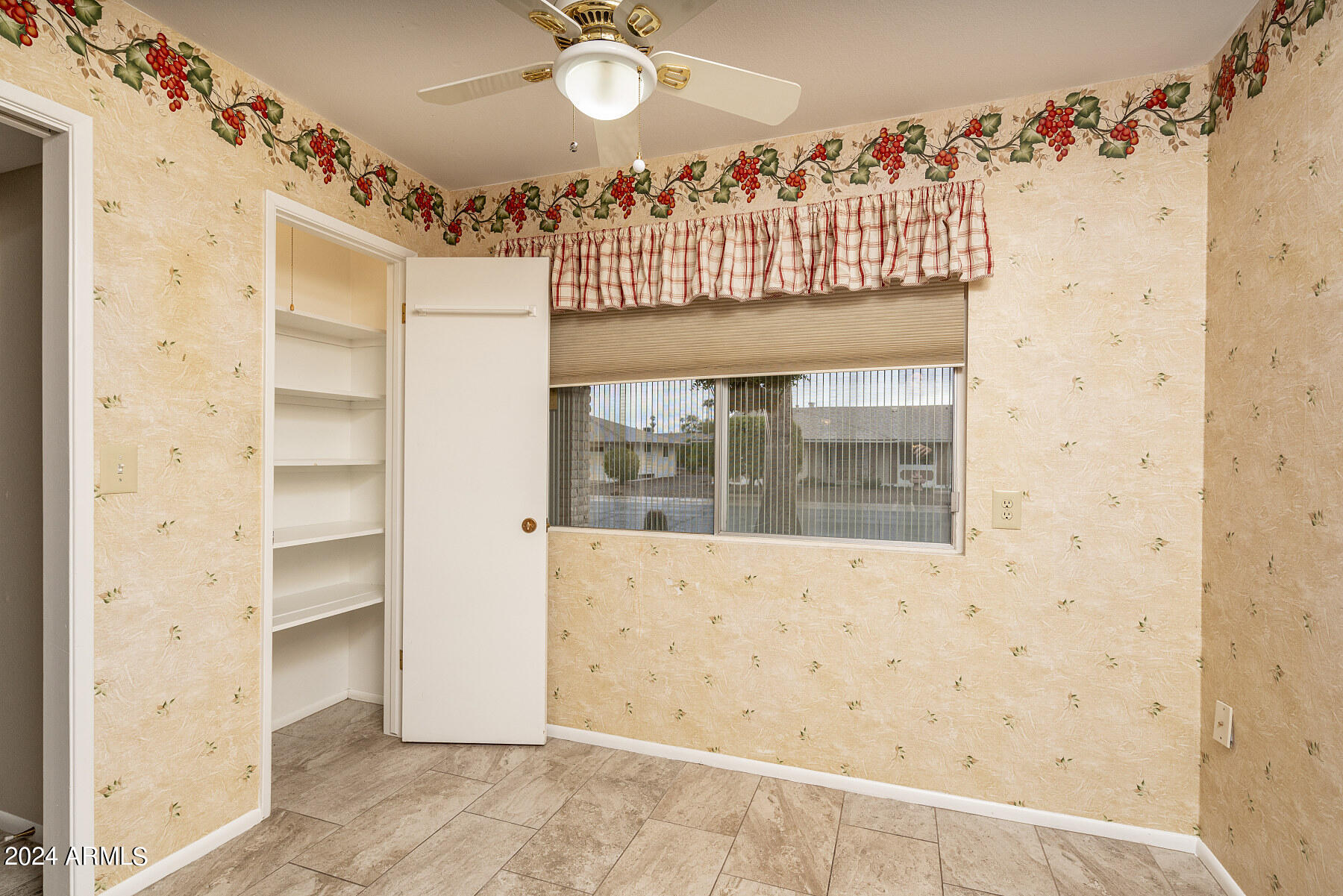 10234 W CHARTER OAK Drive