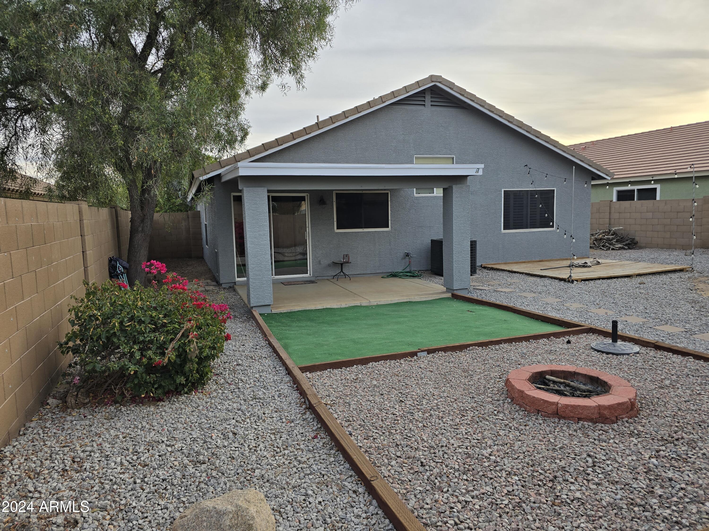 15344 W GELDING Drive