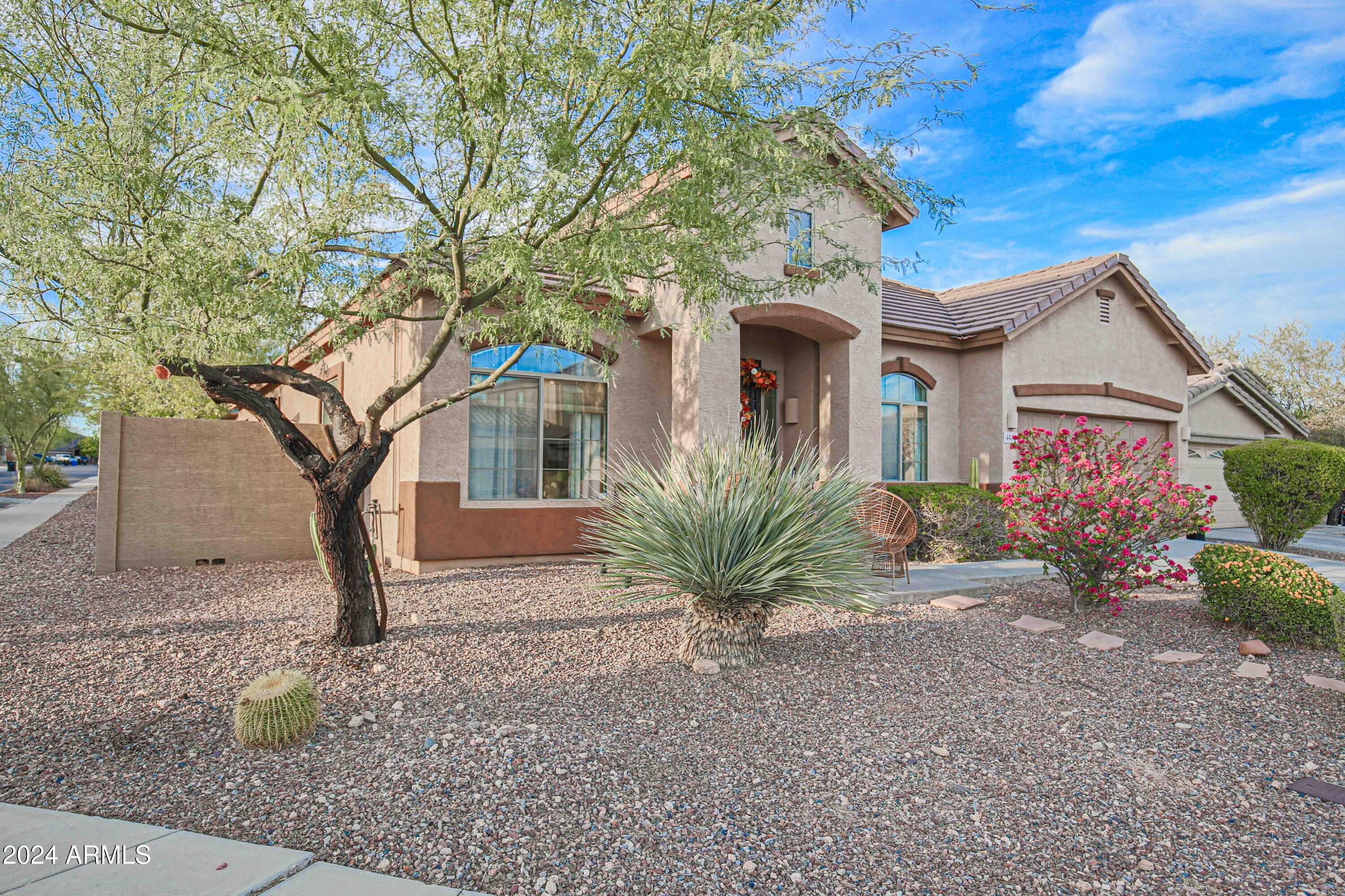 4438 W MOSS SPRINGS Road