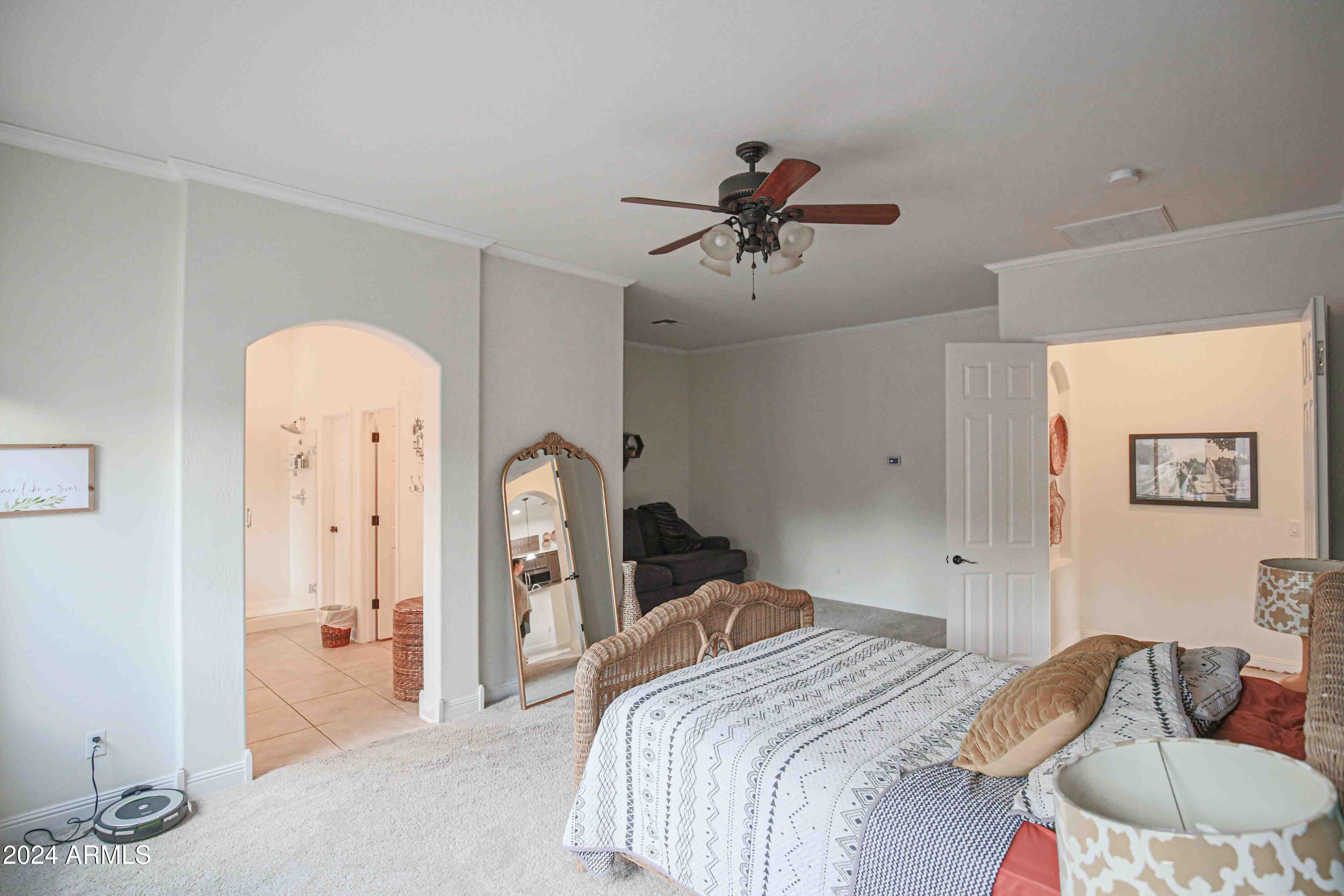 4438 W MOSS SPRINGS Road