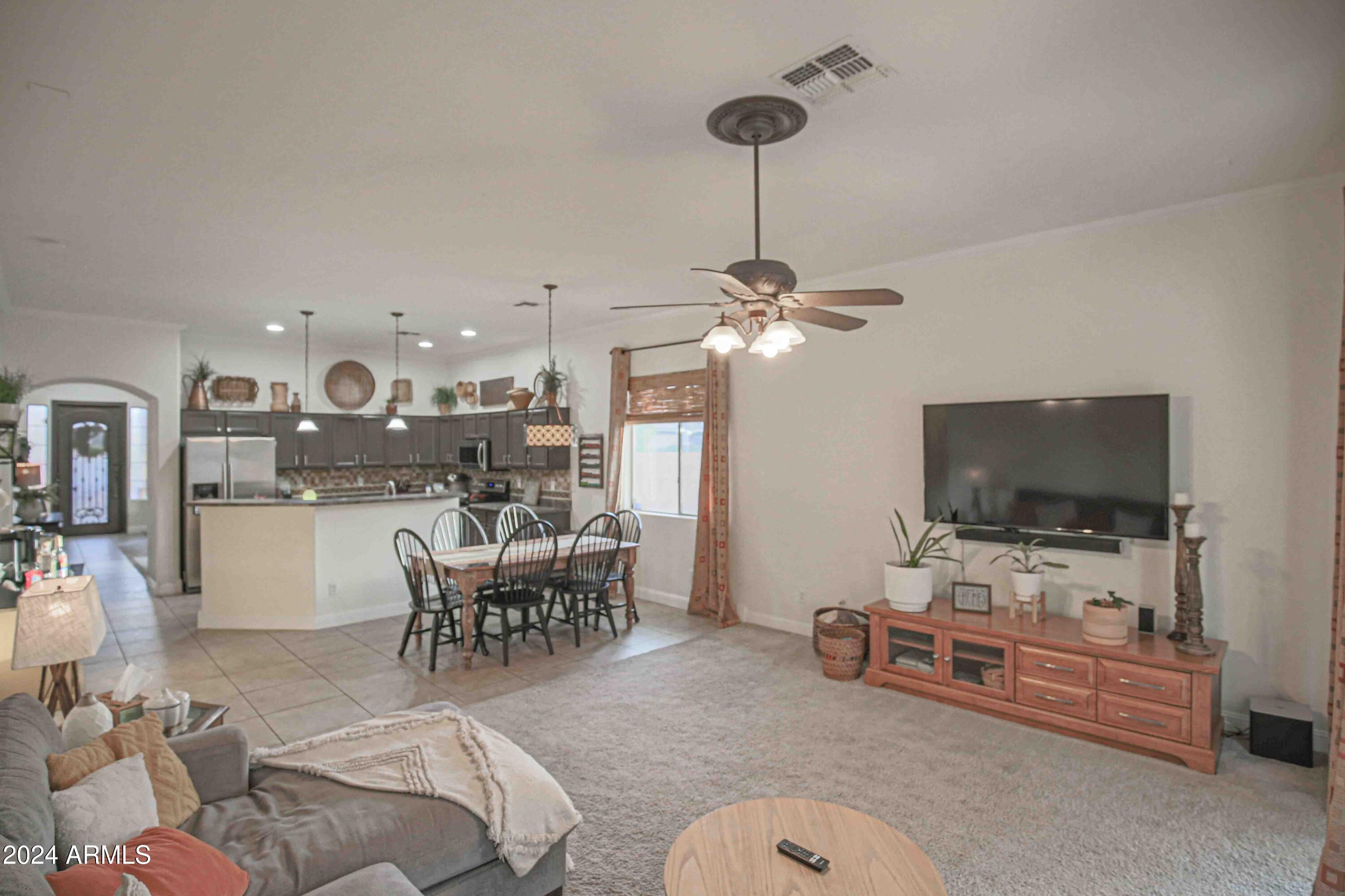 4438 W MOSS SPRINGS Road