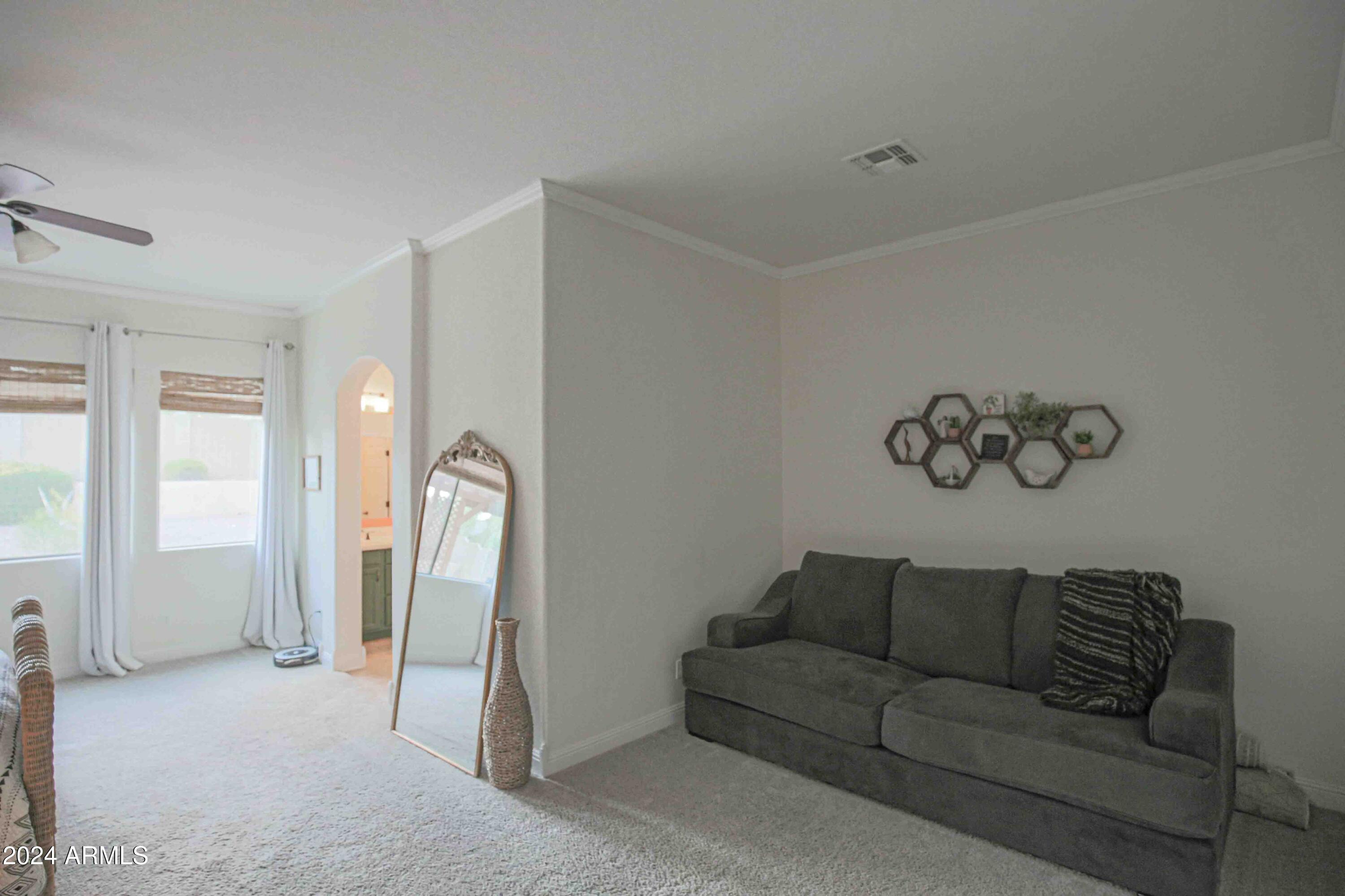 4438 W MOSS SPRINGS Road