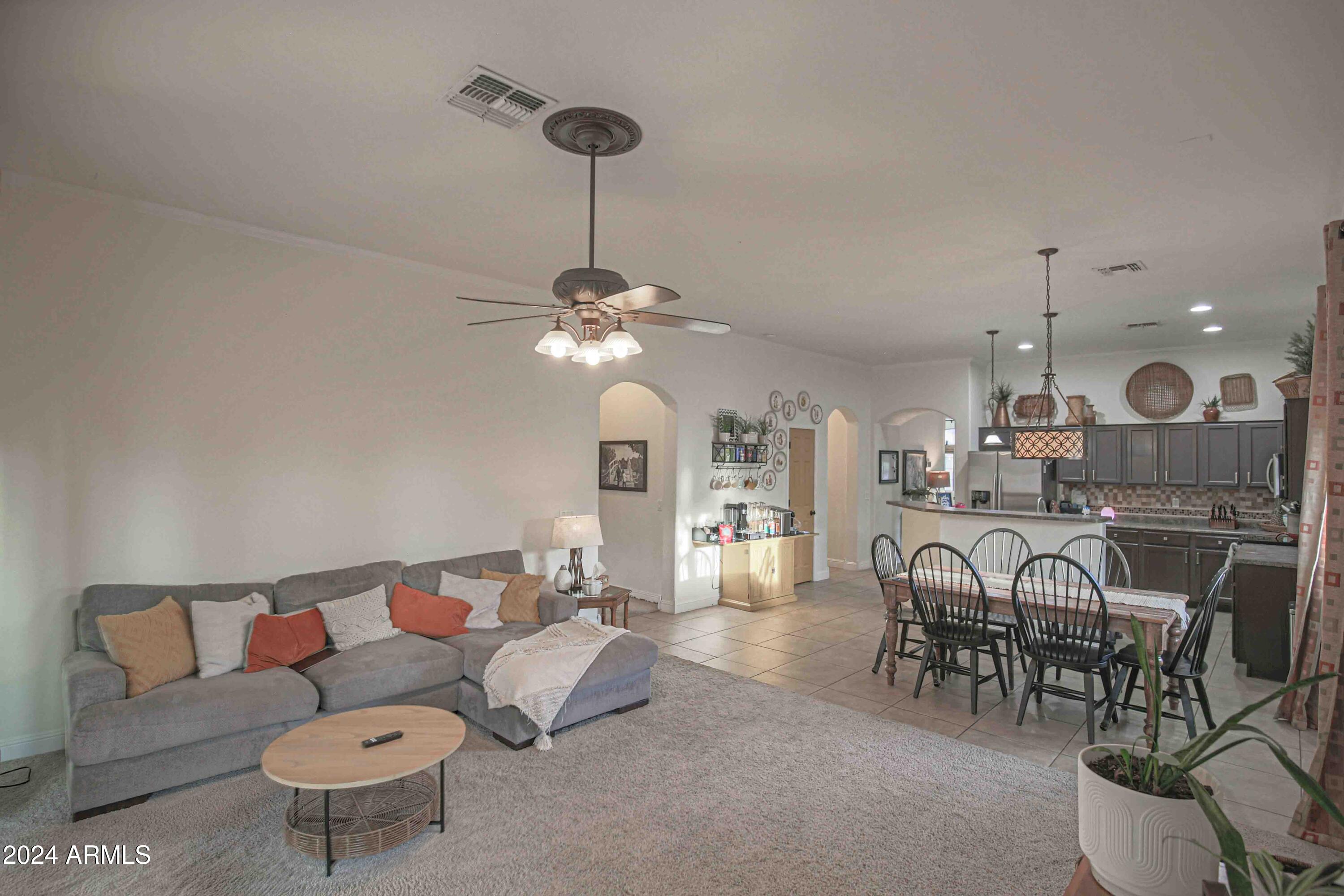 4438 W MOSS SPRINGS Road