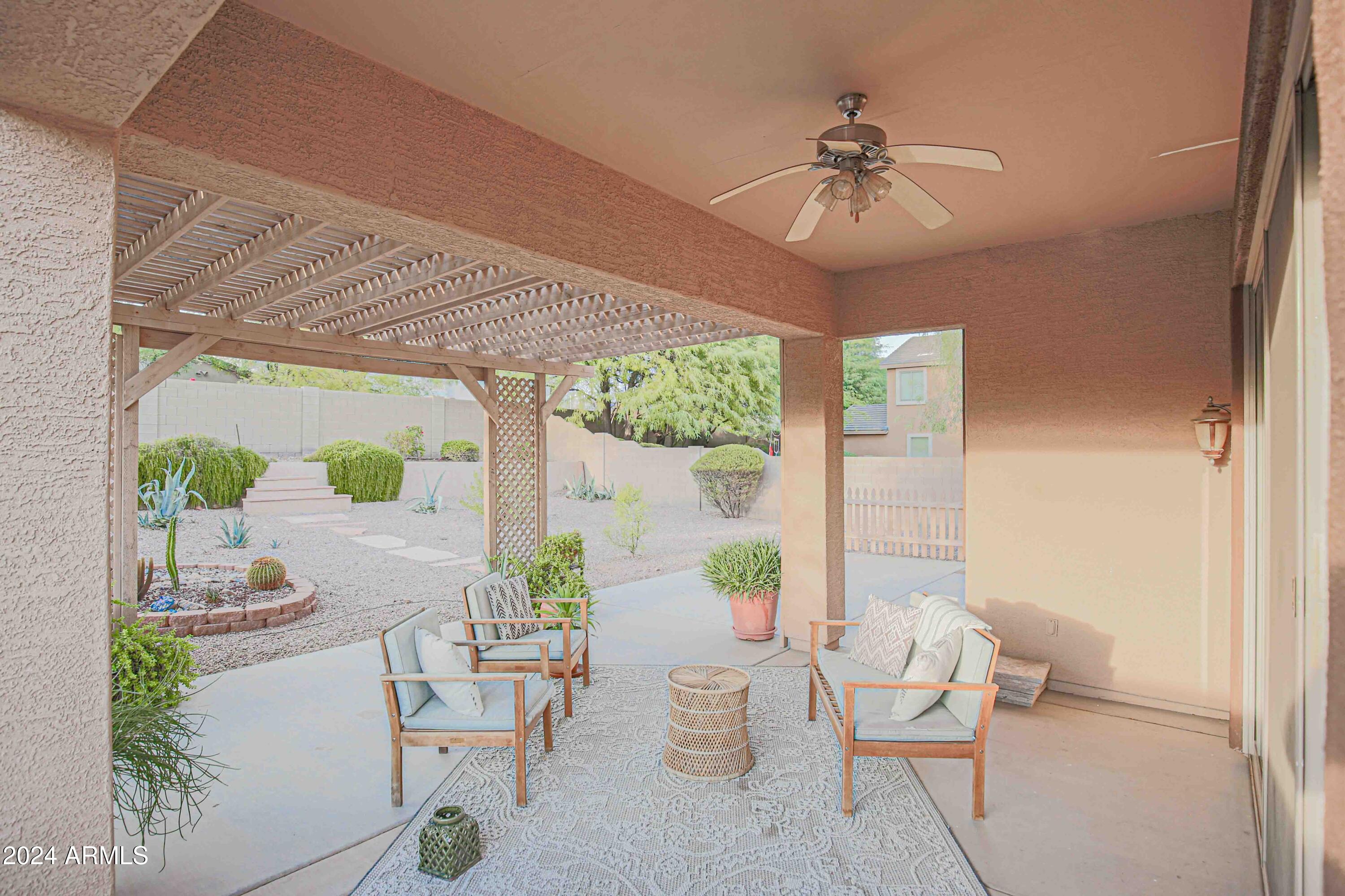 4438 W MOSS SPRINGS Road