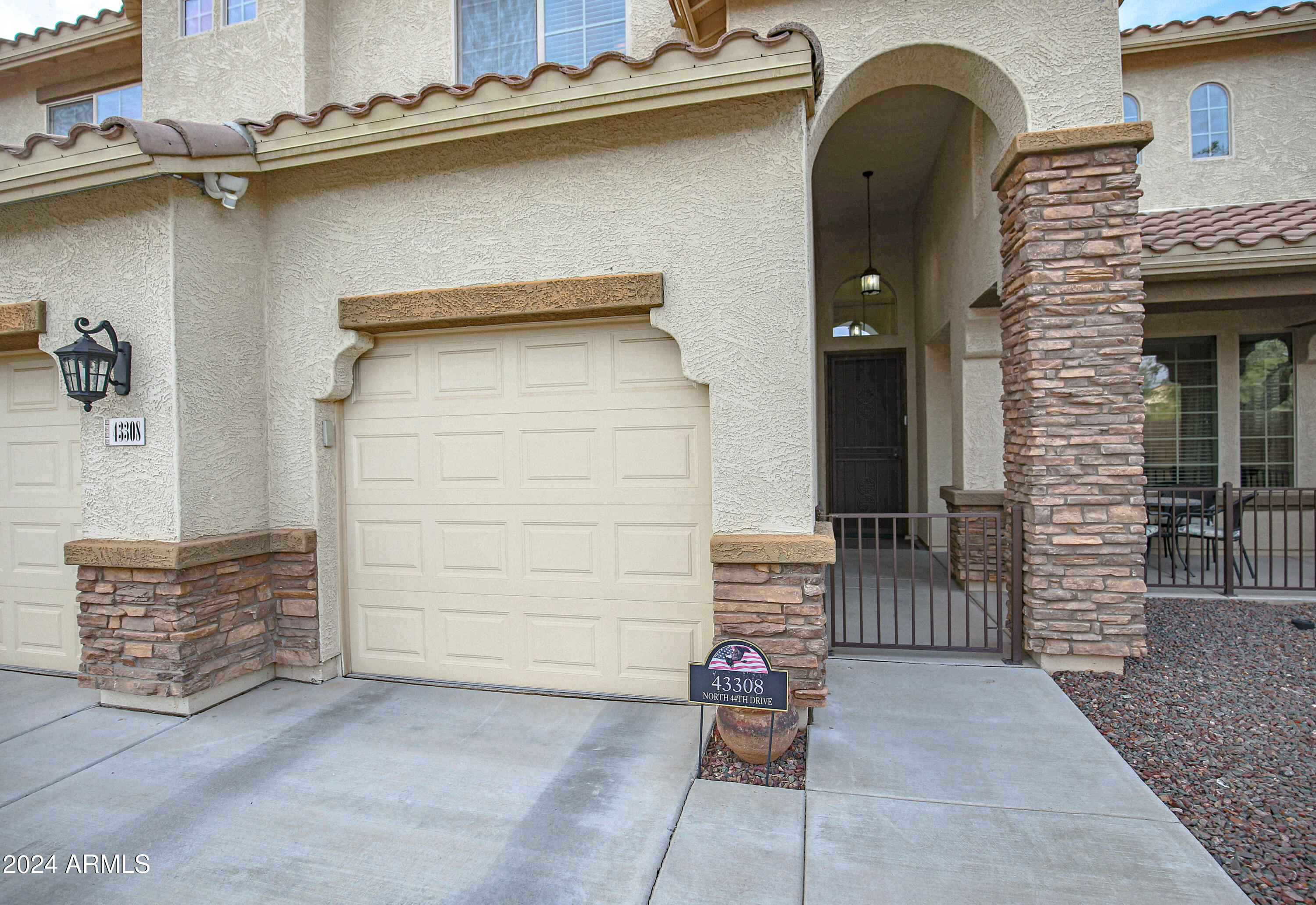 43308 N 44TH Drive