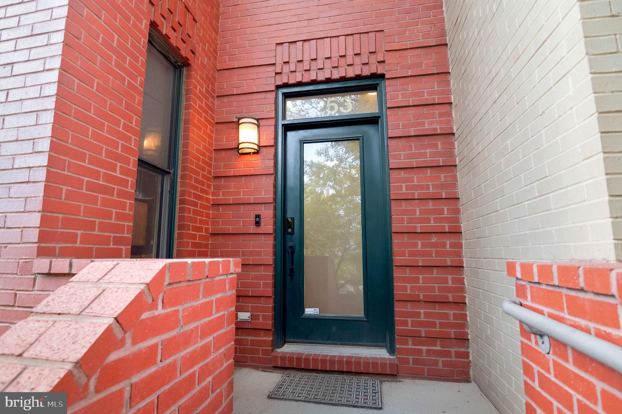 253 14TH STREET SE A