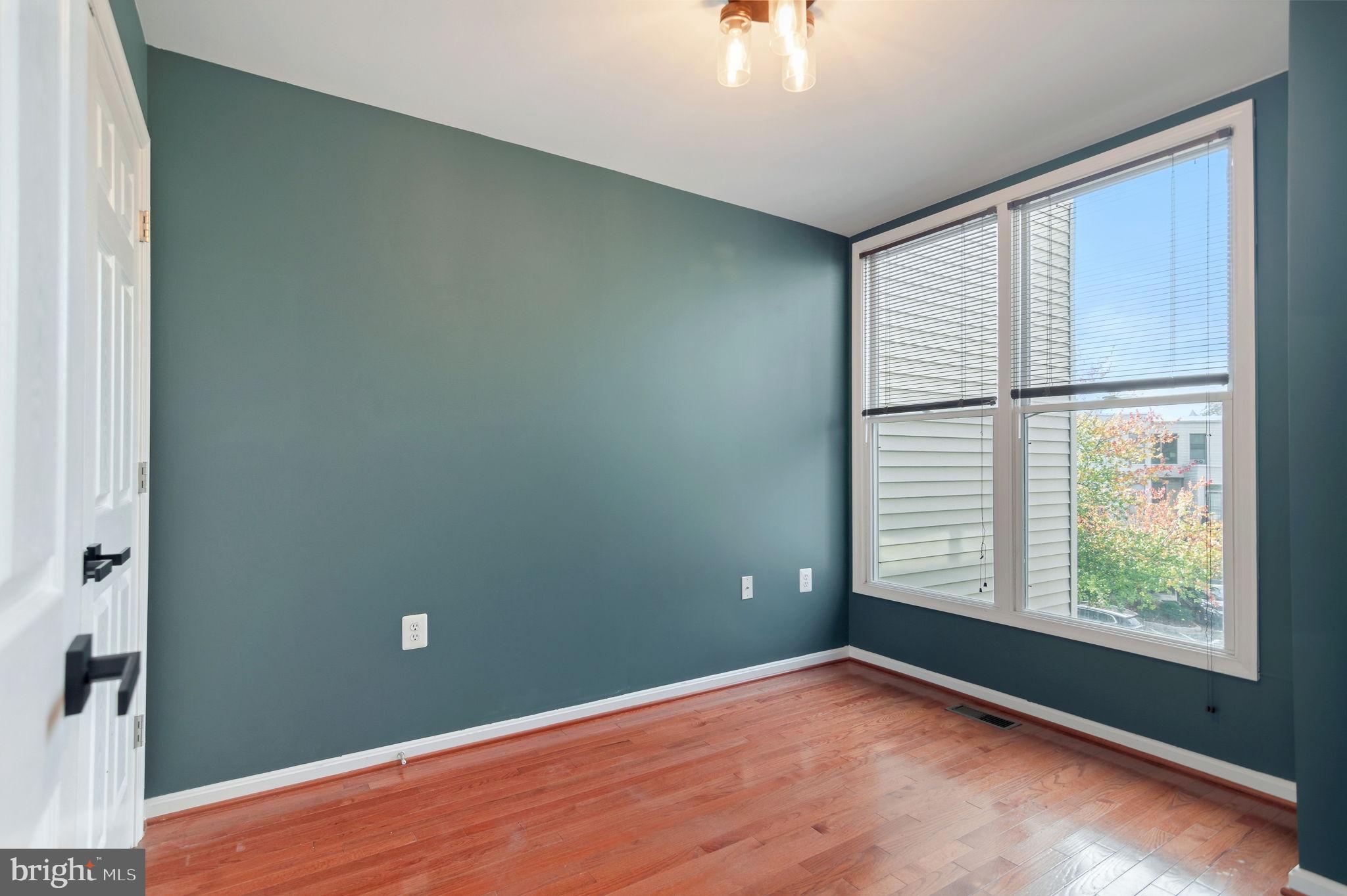 253 14TH STREET SE A