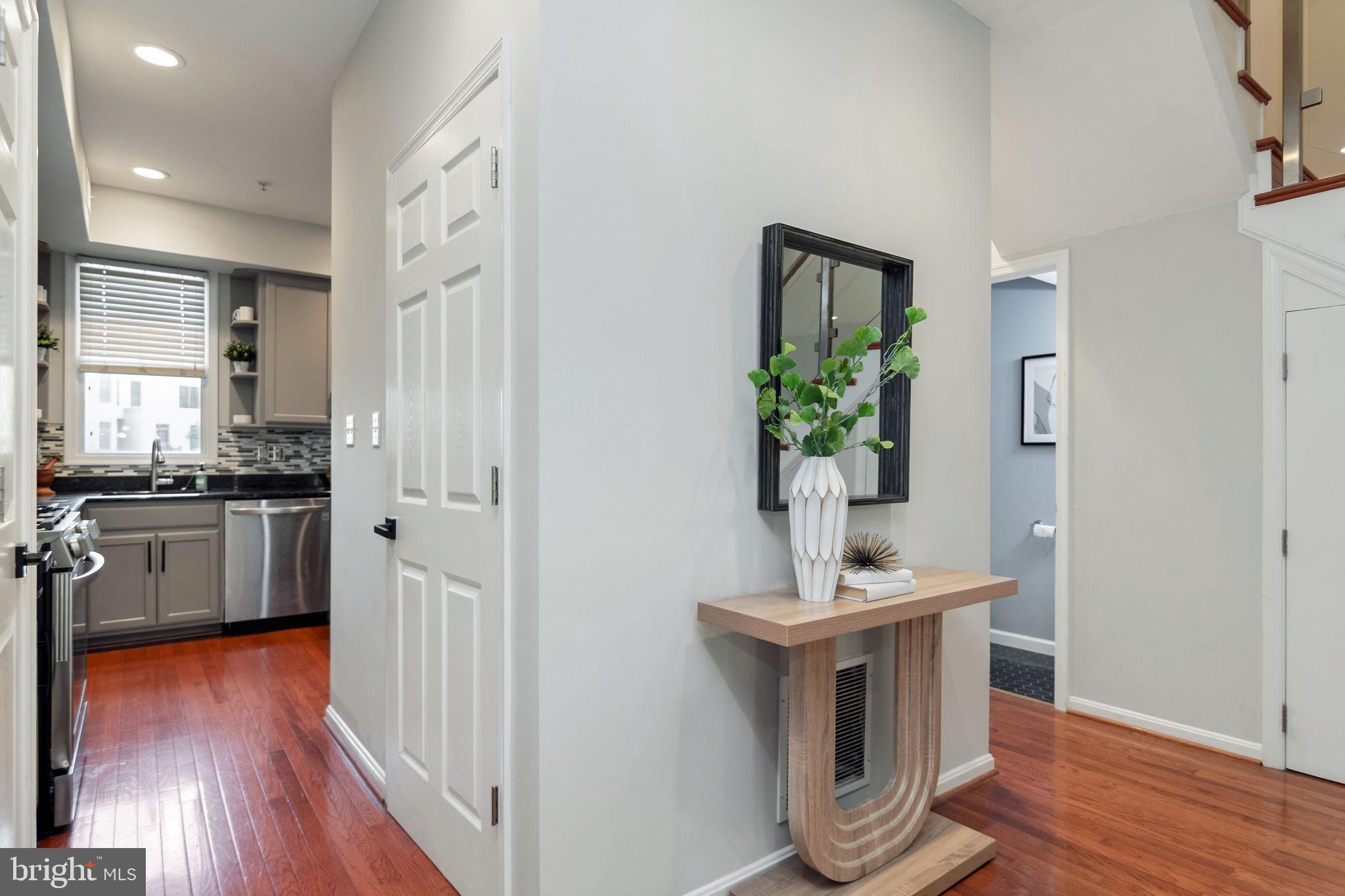 253 14TH STREET SE A