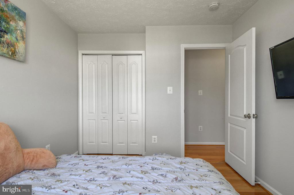 3334 Hollow Ct