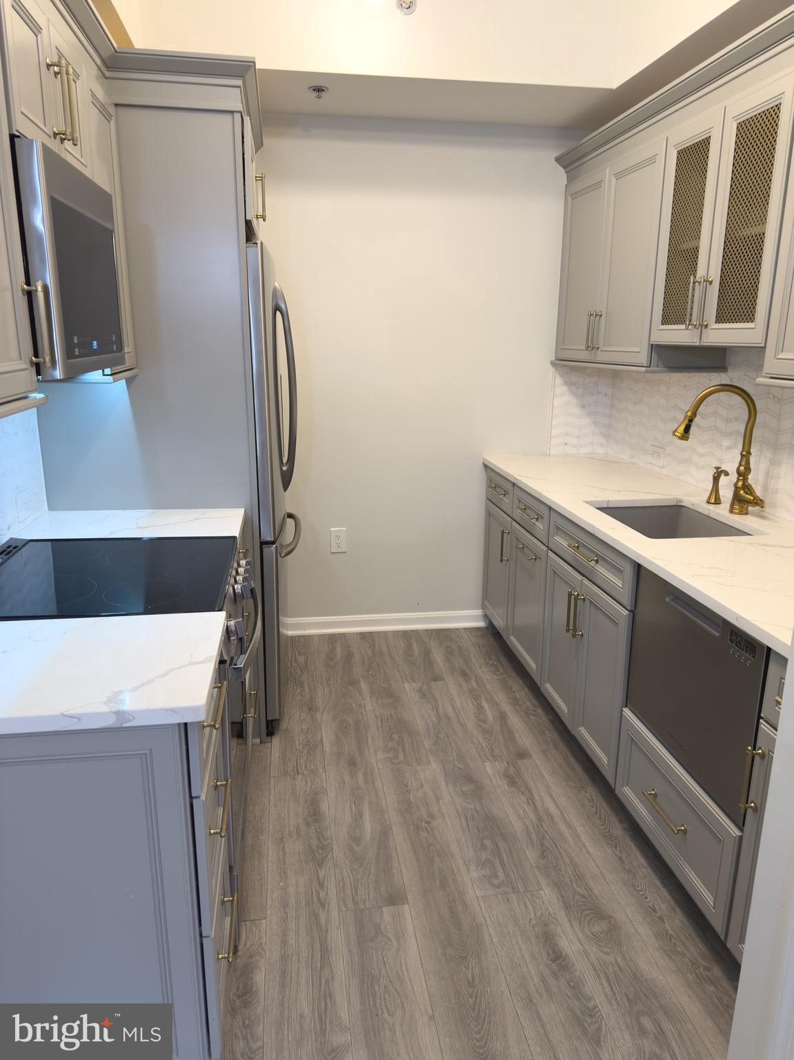 1211 S EADS STREET 1205